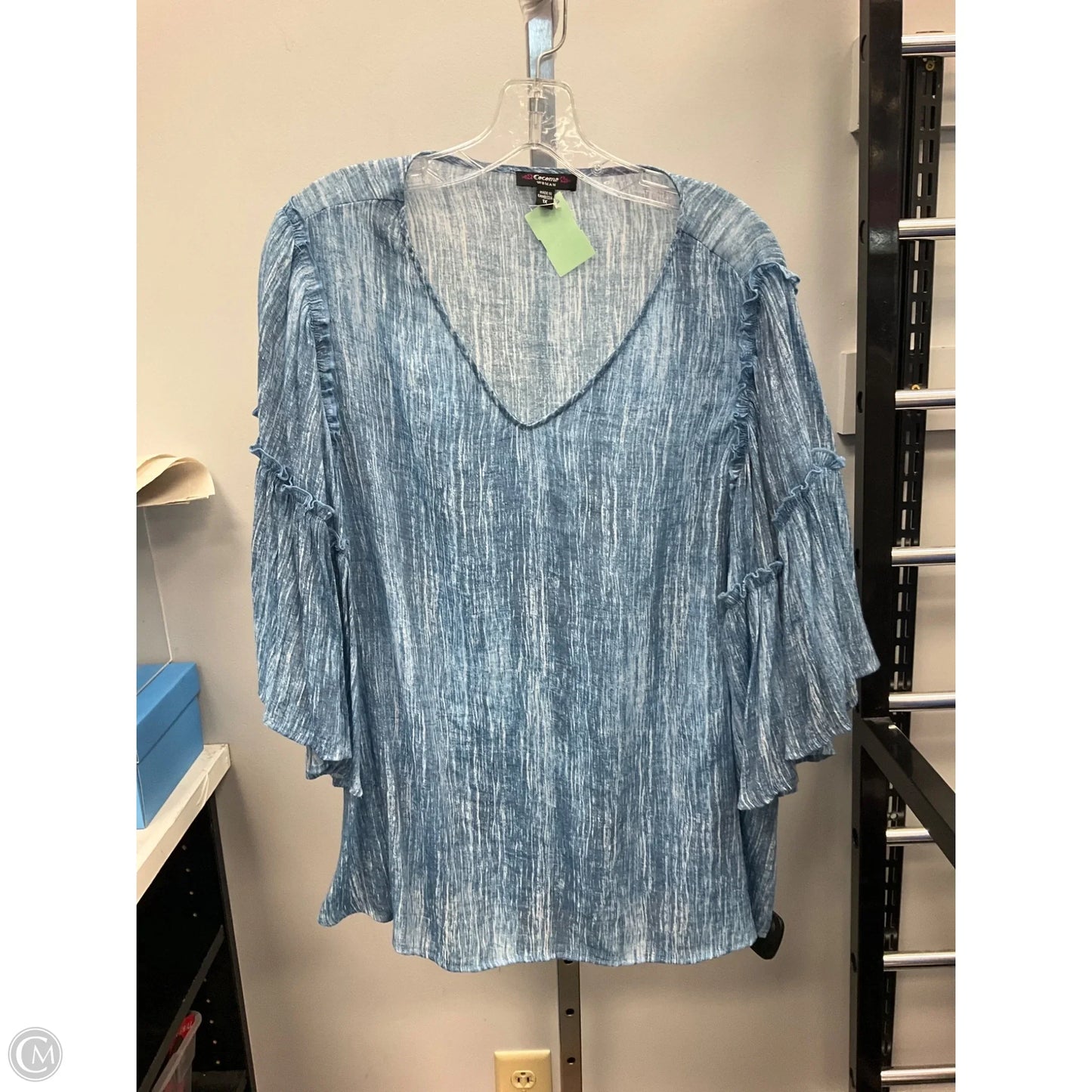 Top 3/4 Sleeve By Cocomo In Blue & White, Size: 1x