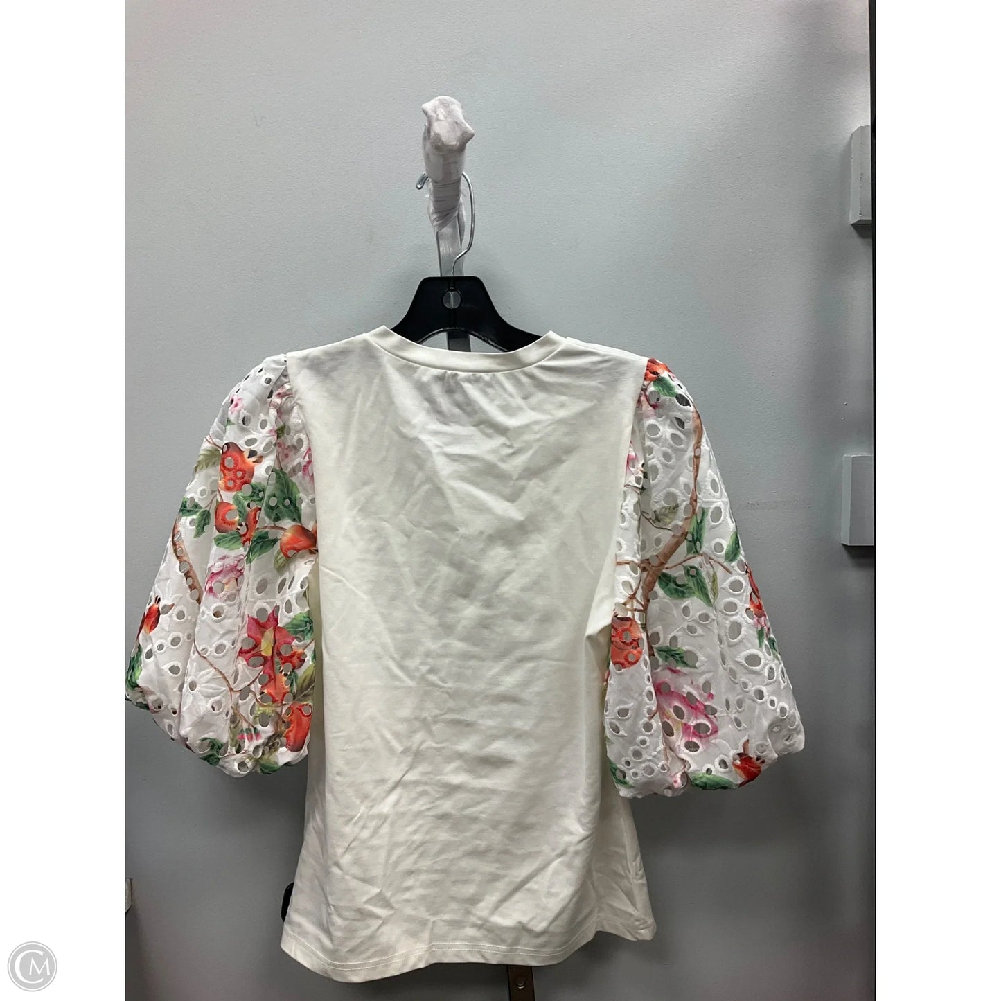 Top Short Sleeve By Gracia In Floral Print, Size: S
