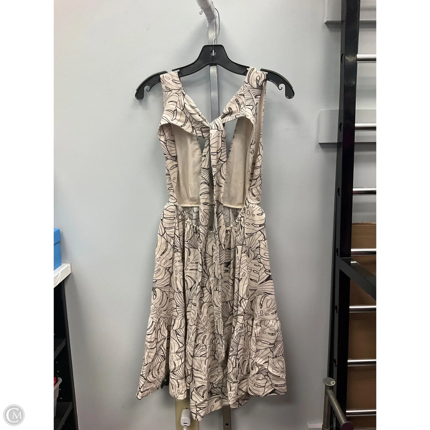 Dress Casual Short By House Of Harlow In Tan, Size: Xs