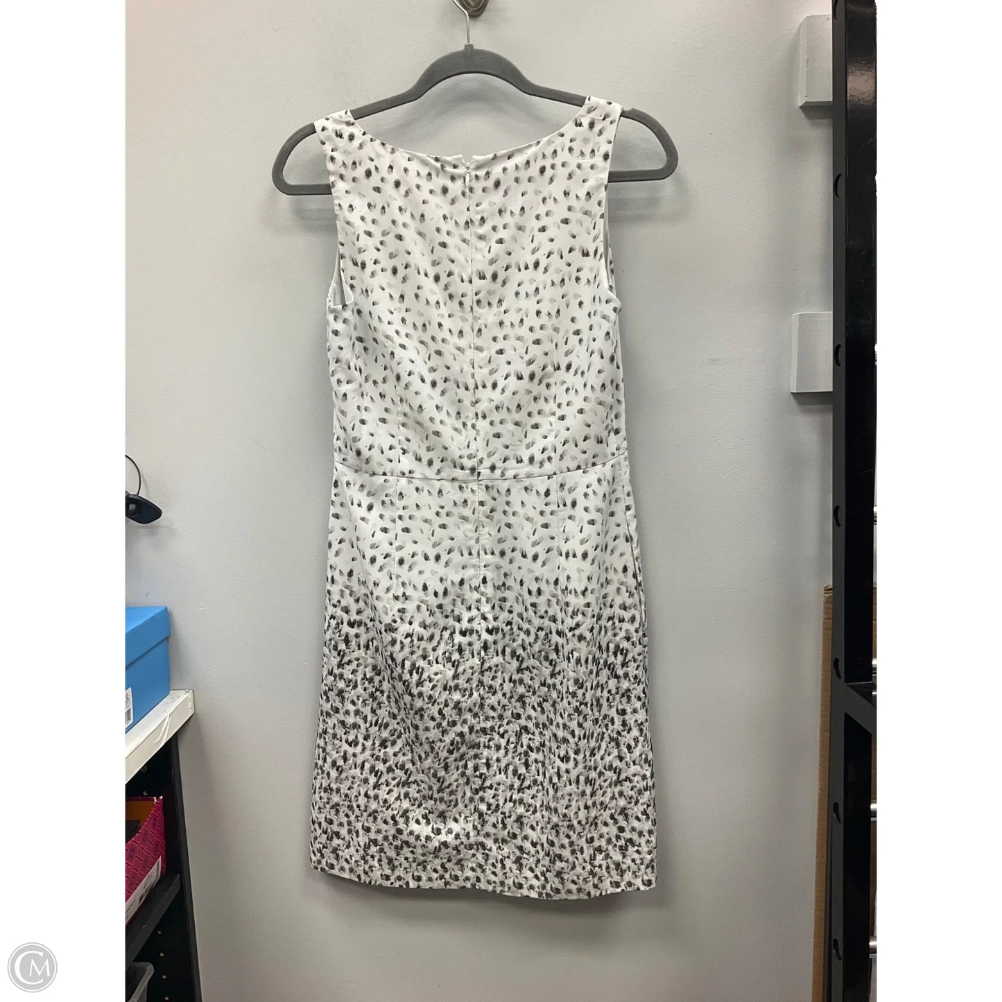 Dress Casual Short By Loft In Grey & White, Size: 4