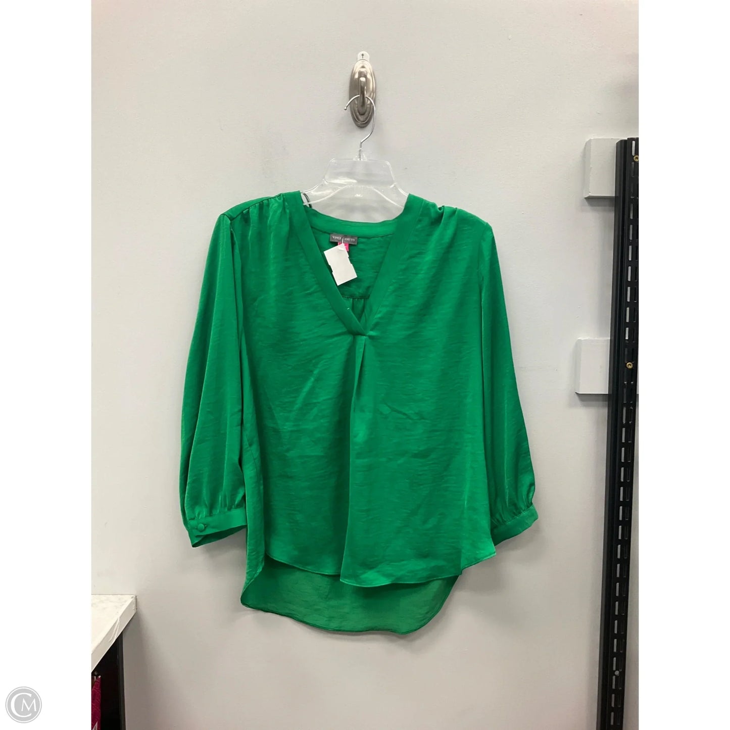 Top Long Sleeve By Vince Camuto In Green, Size: M