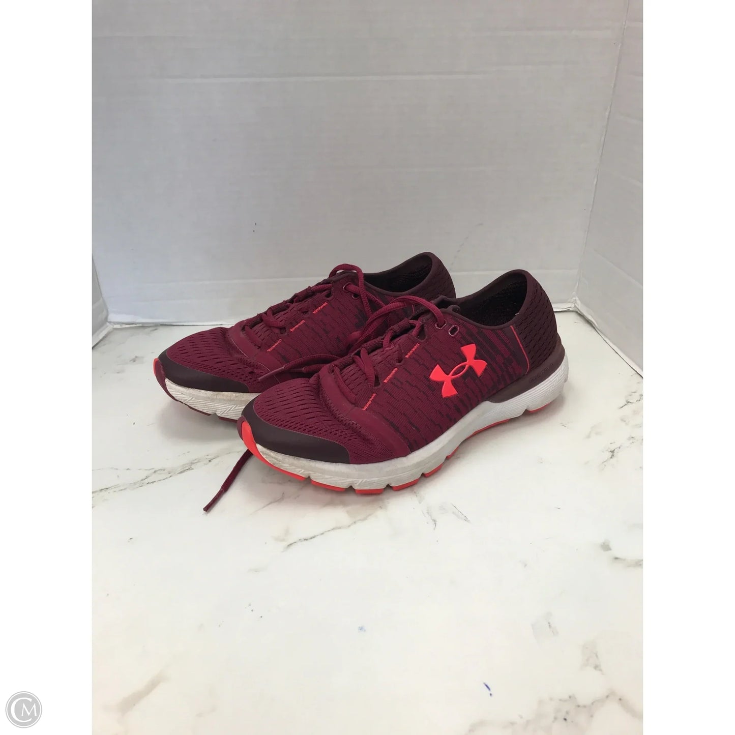 Shoes Athletic By Under Armour In Maroon, Size: 8.5