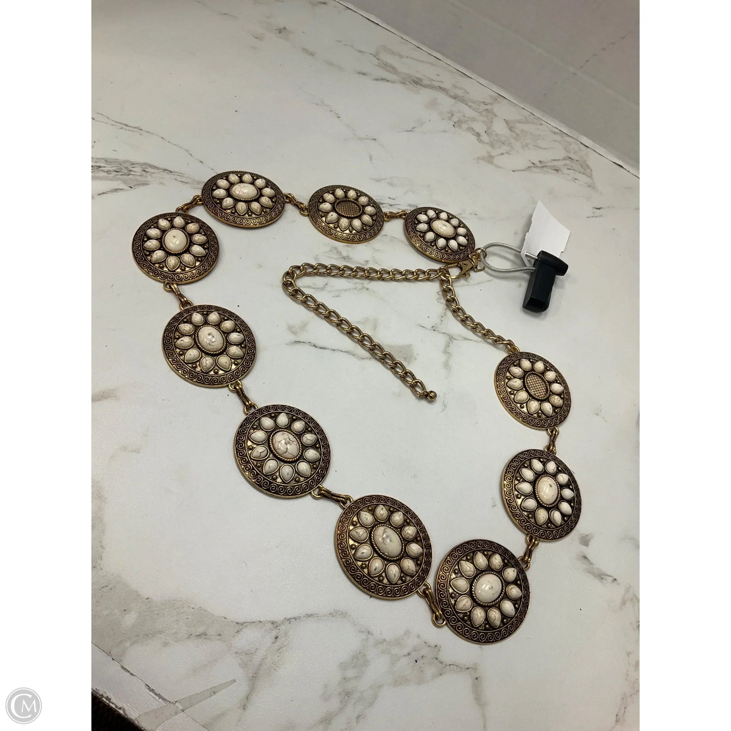 Belt By Clothes Mentor, Size: Medium