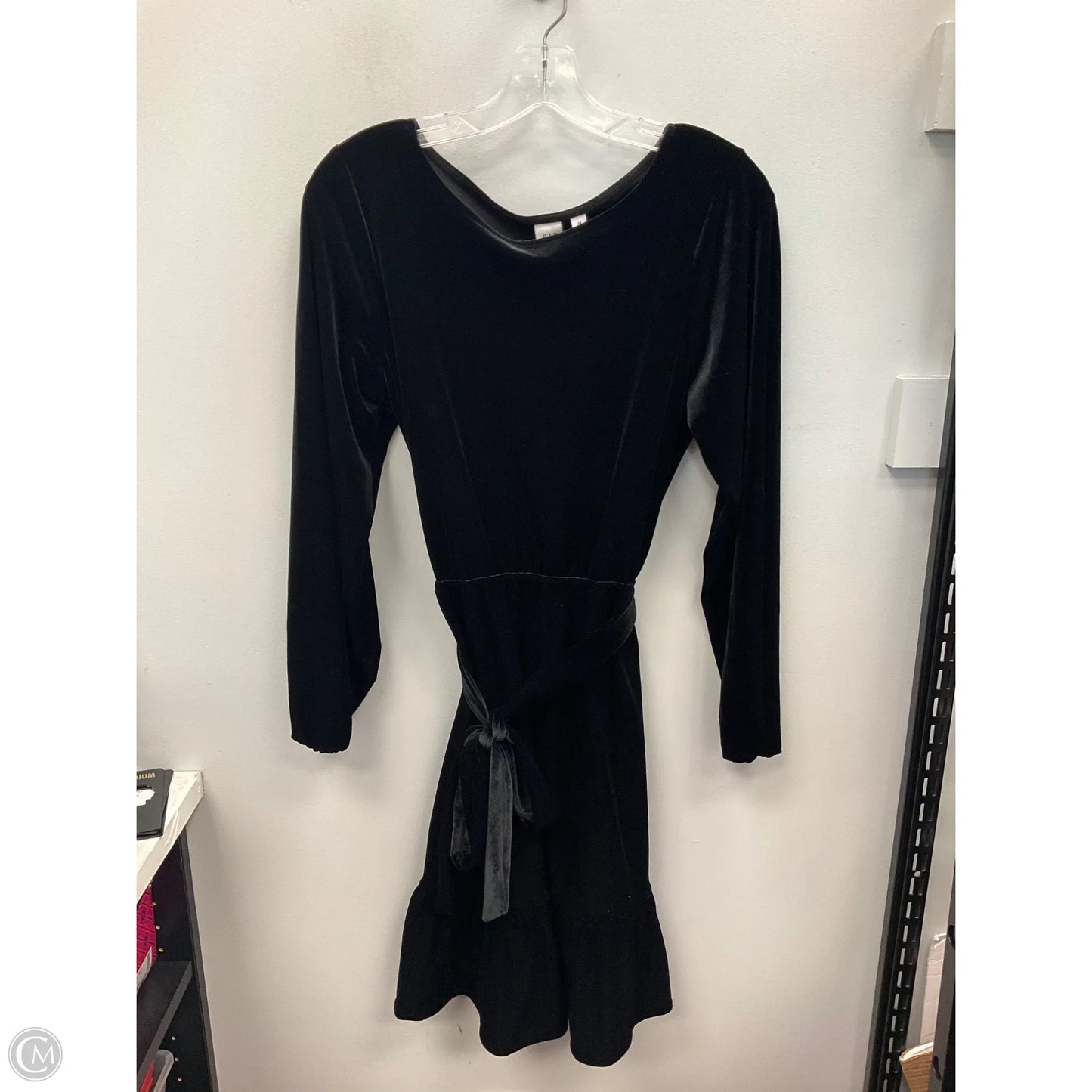 Dress Casual Short By Gap In Black, Size: Xs