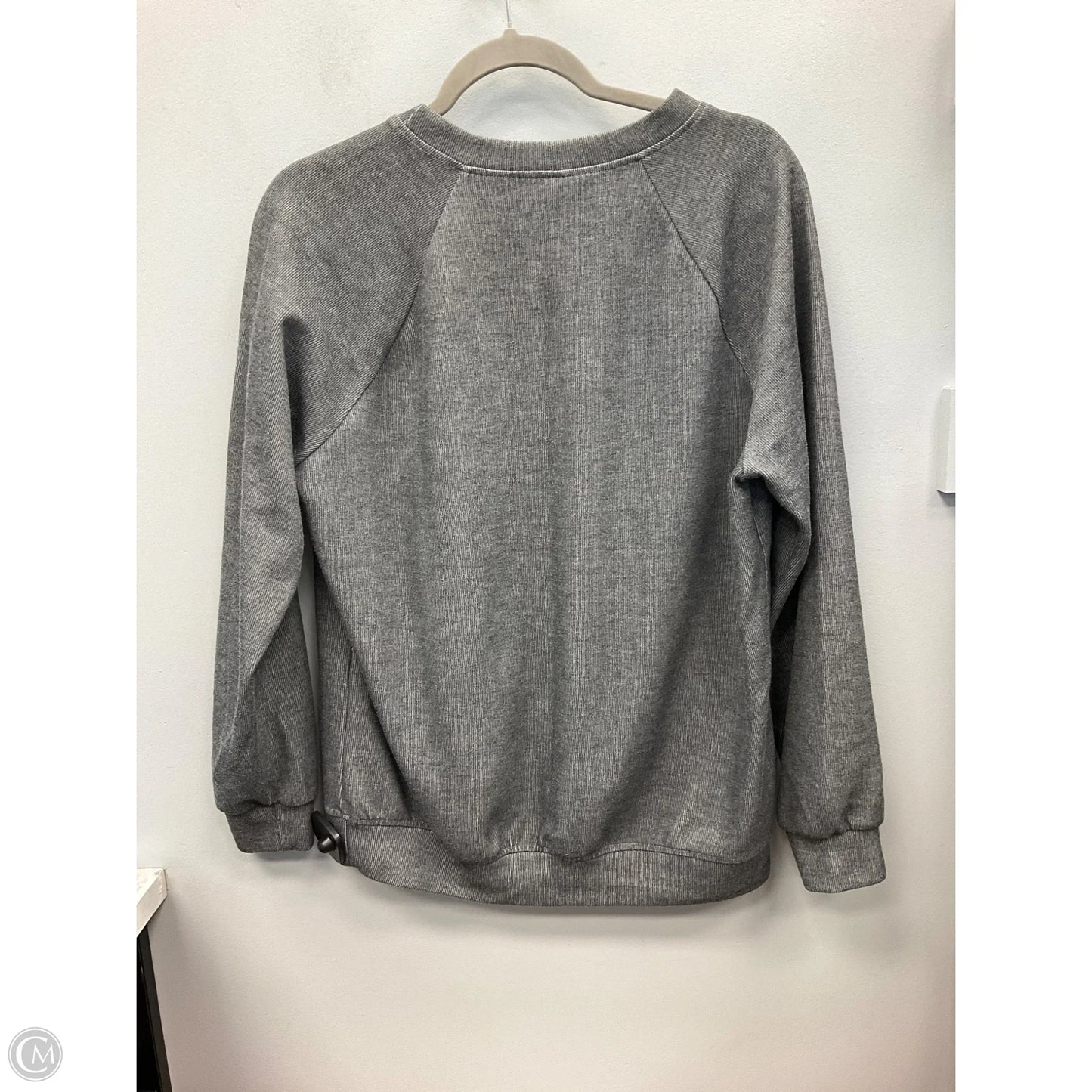 Top Long Sleeve By Clothes Mentor In Grey, Size: M