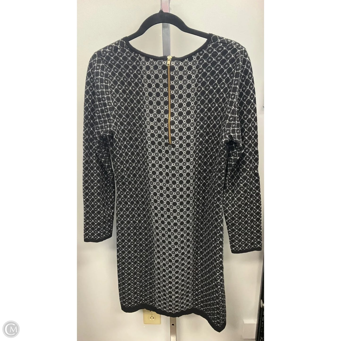 Dress Sweater By Cynthia Rowley In Black & Grey, Size: L