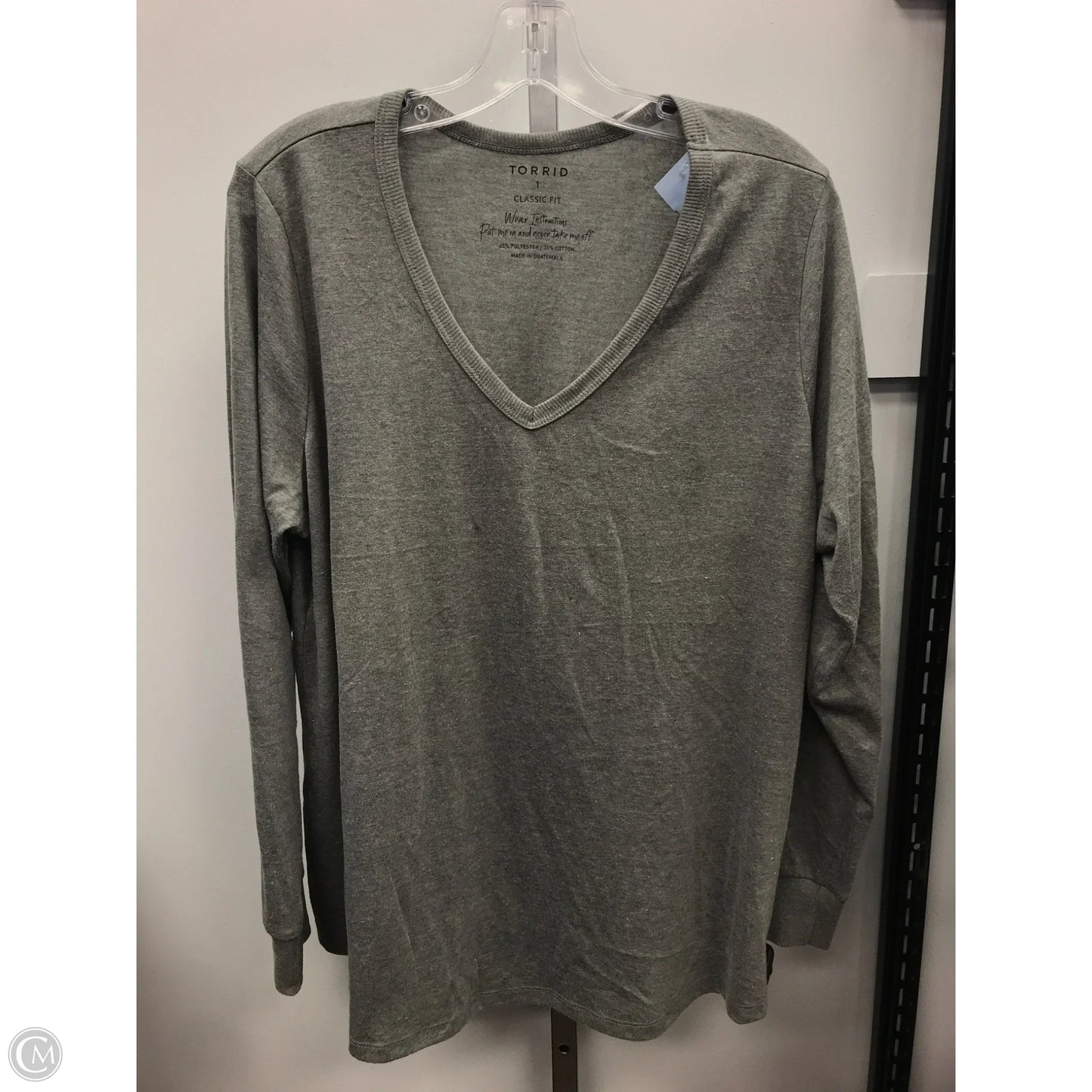 Top Long Sleeve Basic By Torrid In Grey, Size: 1x