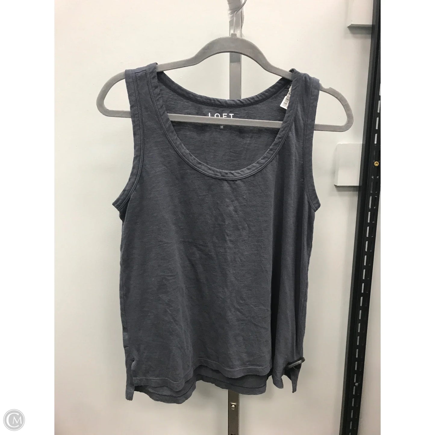 Top Sleeveless Basic By Loft In Grey, Size: M