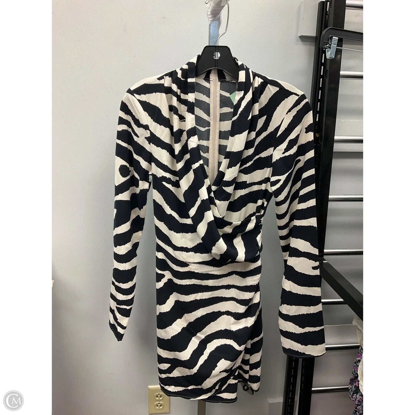 Dress Casual Midi By H&m In Zebra Print, Size: Xs