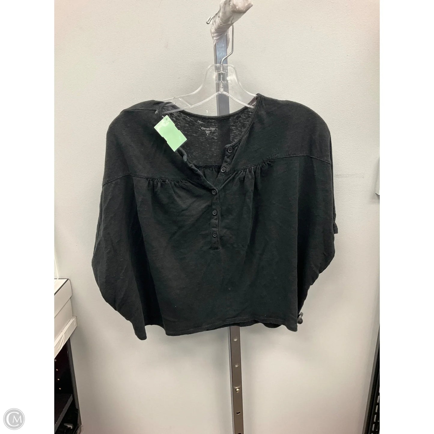 Top Short Sleeve By Garnet Hill In Black, Size: S