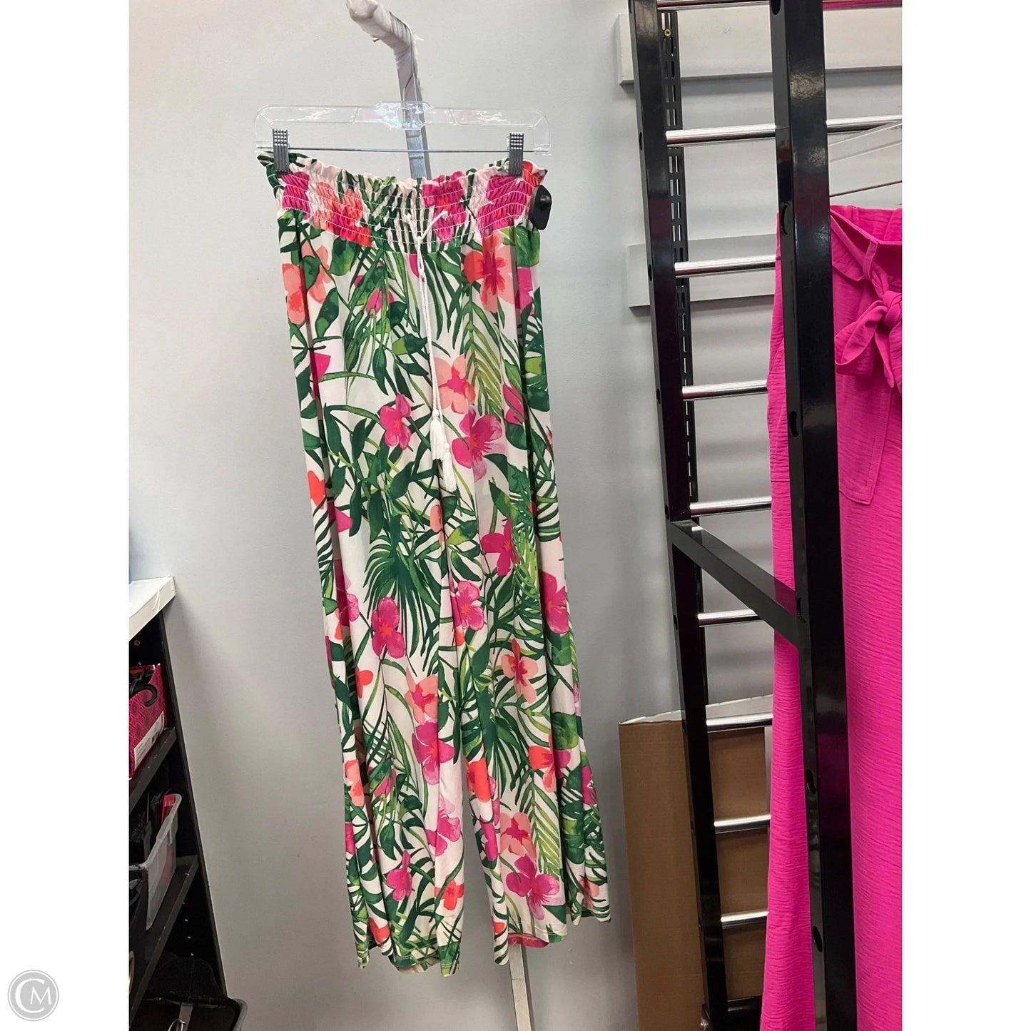 Pants Wide Leg By Clothes Mentor In Tropical Print, Size: M