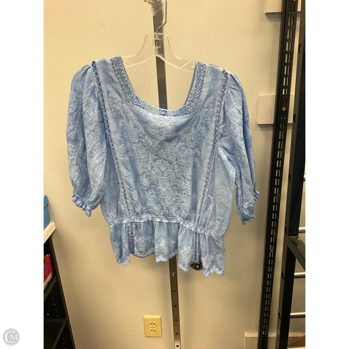 Top Short Sleeve By Democracy In Blue, Size: Xs