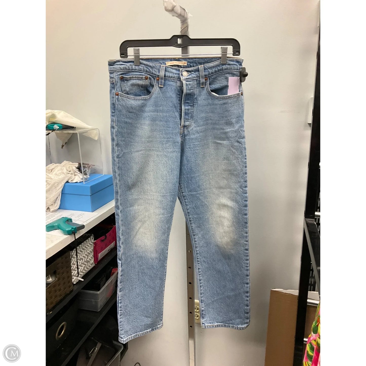 Jeans Straight By Levis In Blue Denim, Size: 10