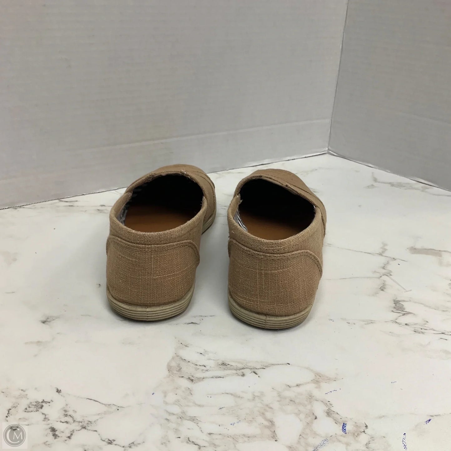 Shoes Flats By Soda In Tan, Size: 6