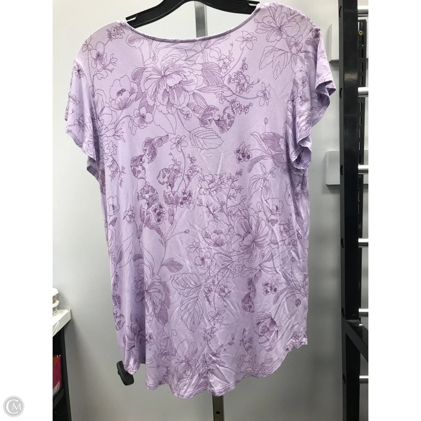 Top Short Sleeve By Liz Claiborne In Purple, Size: M
