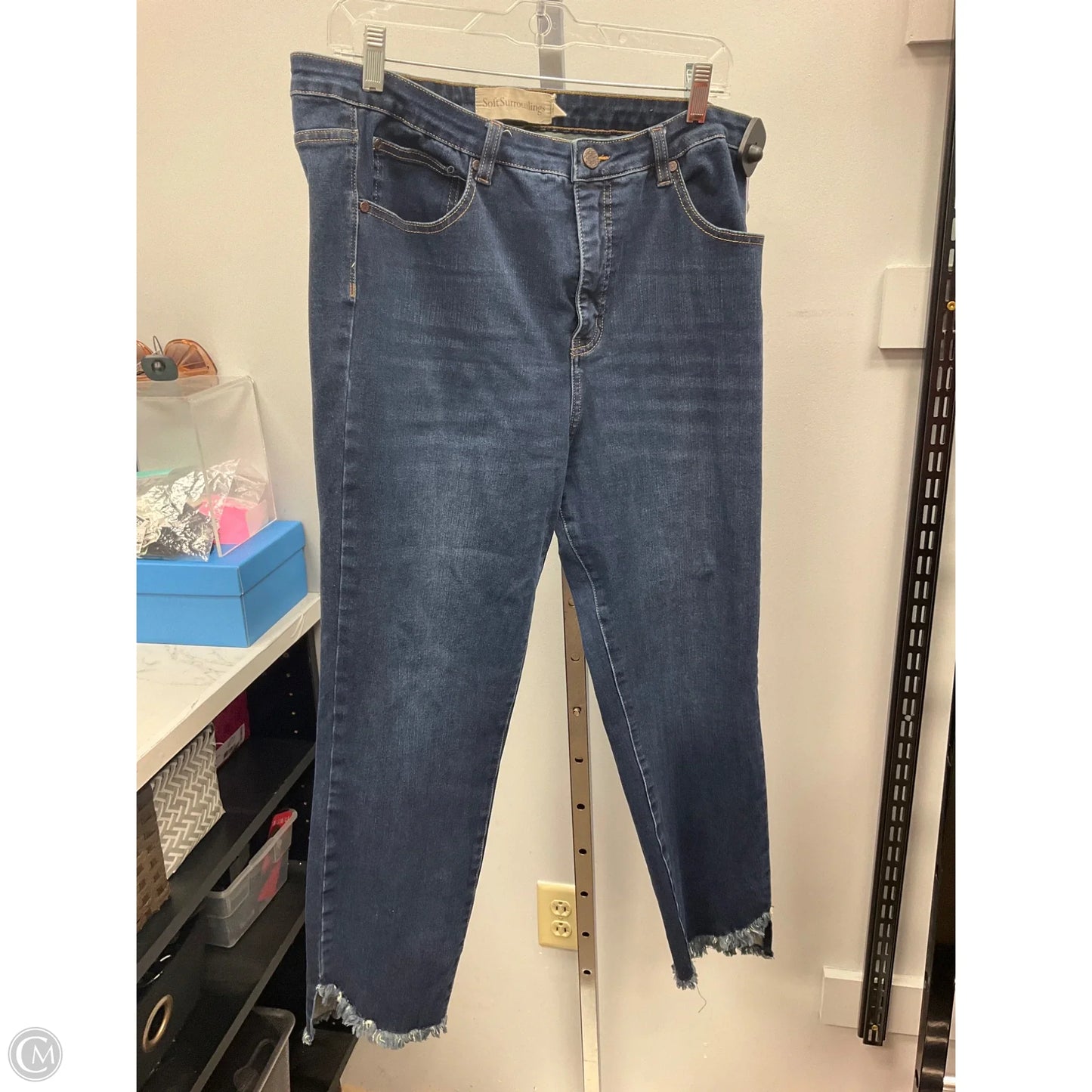 Jeans Cropped By Soft Surroundings In Blue Denim, Size: 18