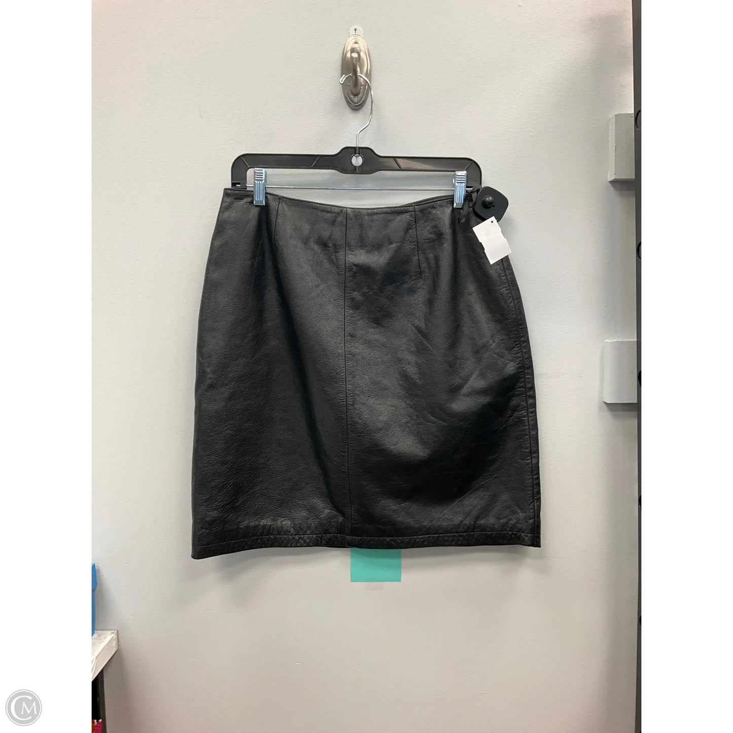 Skirt Mini & Short By Wilsons Leather In Black, Size: 12