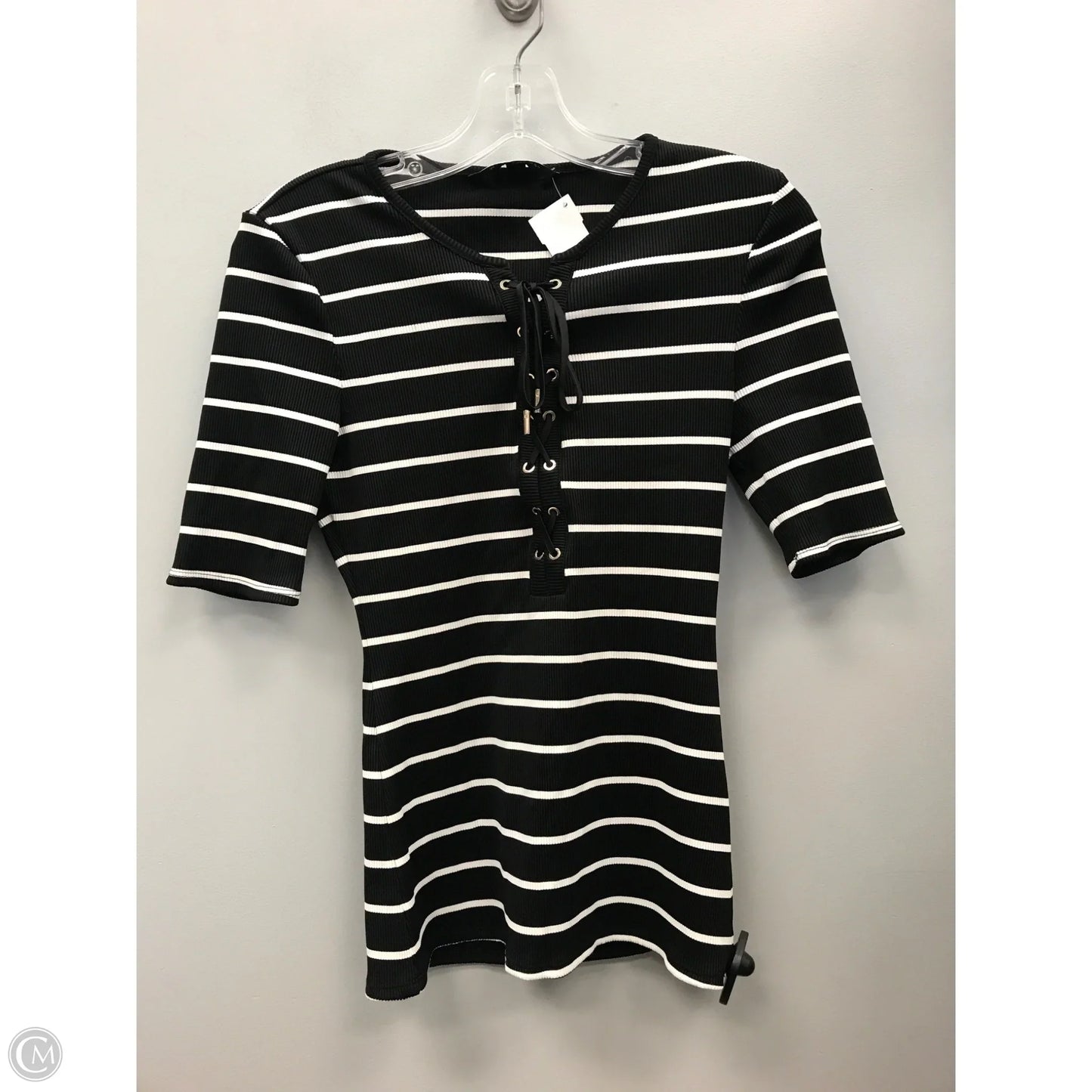 Top Short Sleeve By White House Black Market In Striped Pattern, Size: S