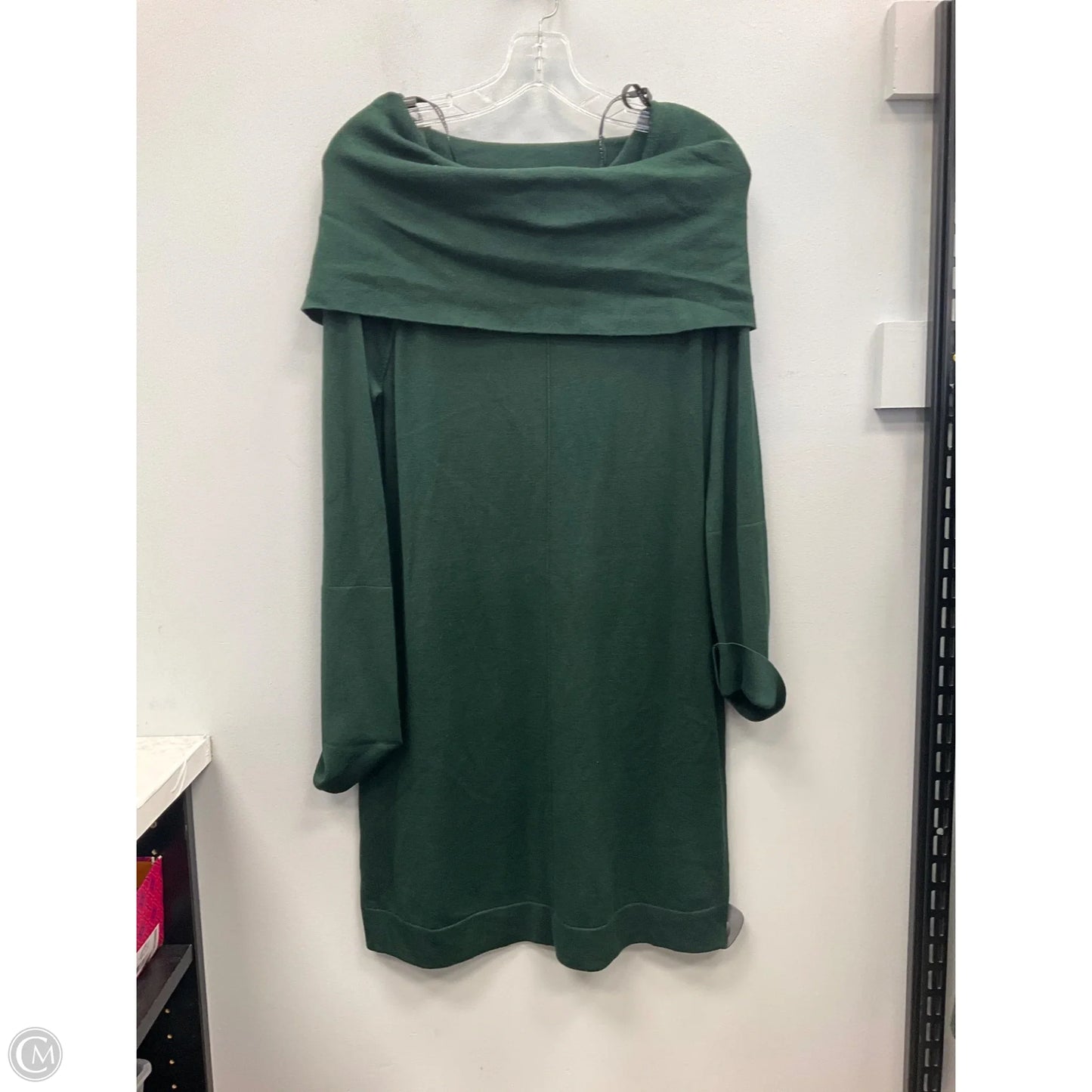 Dress Casual Short By Vince Camuto In Green, Size: M