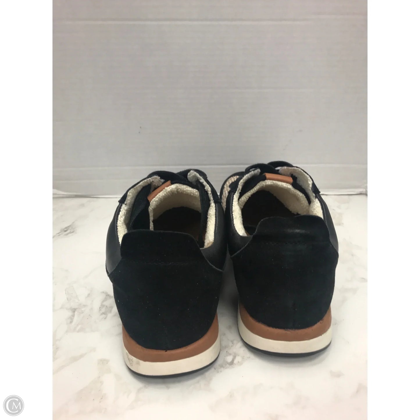 Shoes Sneakers By Gentle Souls In Black & Cream, Size: 11