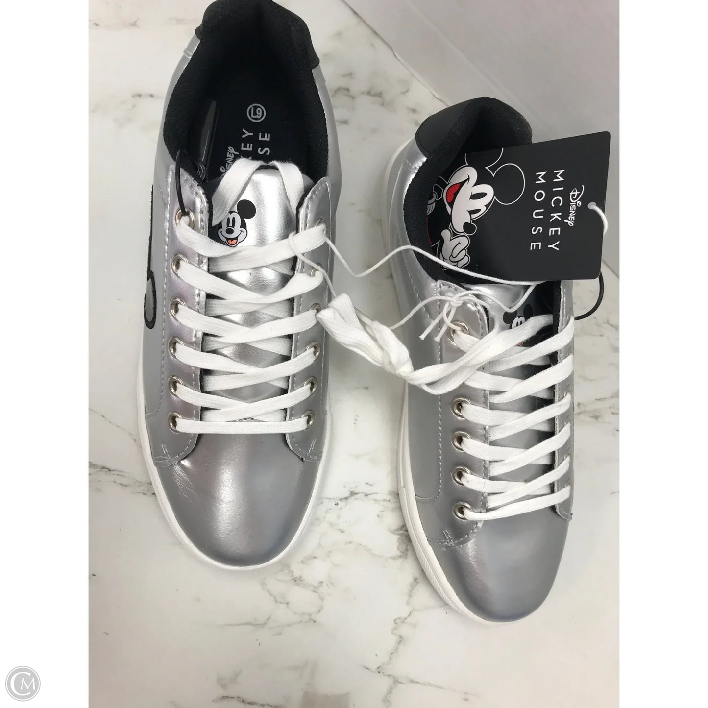 Shoes Sneakers By Disney In Silver, Size: 9