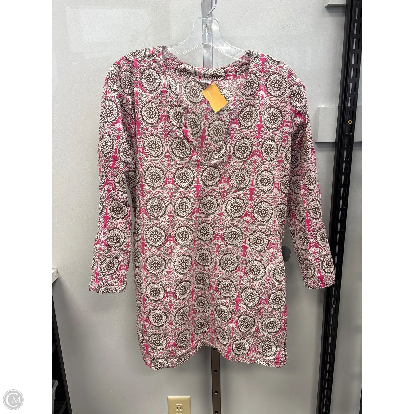 Top Long Sleeve By Clothes Mentor In Pink, Size: S