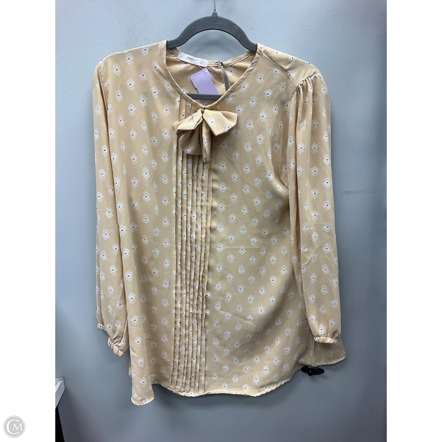 Top Long Sleeve By Mango In Cream, Size: Xl