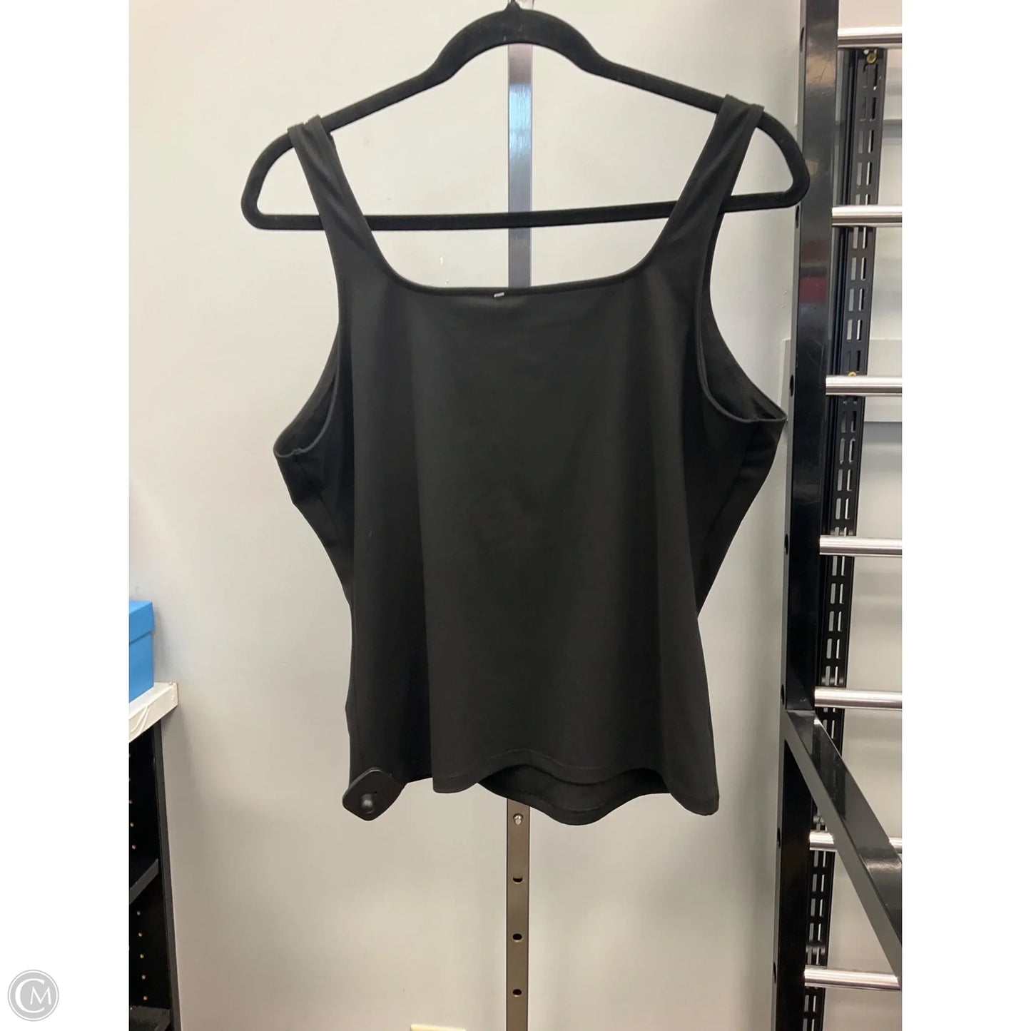 Top Sleeveless Basic By Trendy Queen In Black, Size: Xl