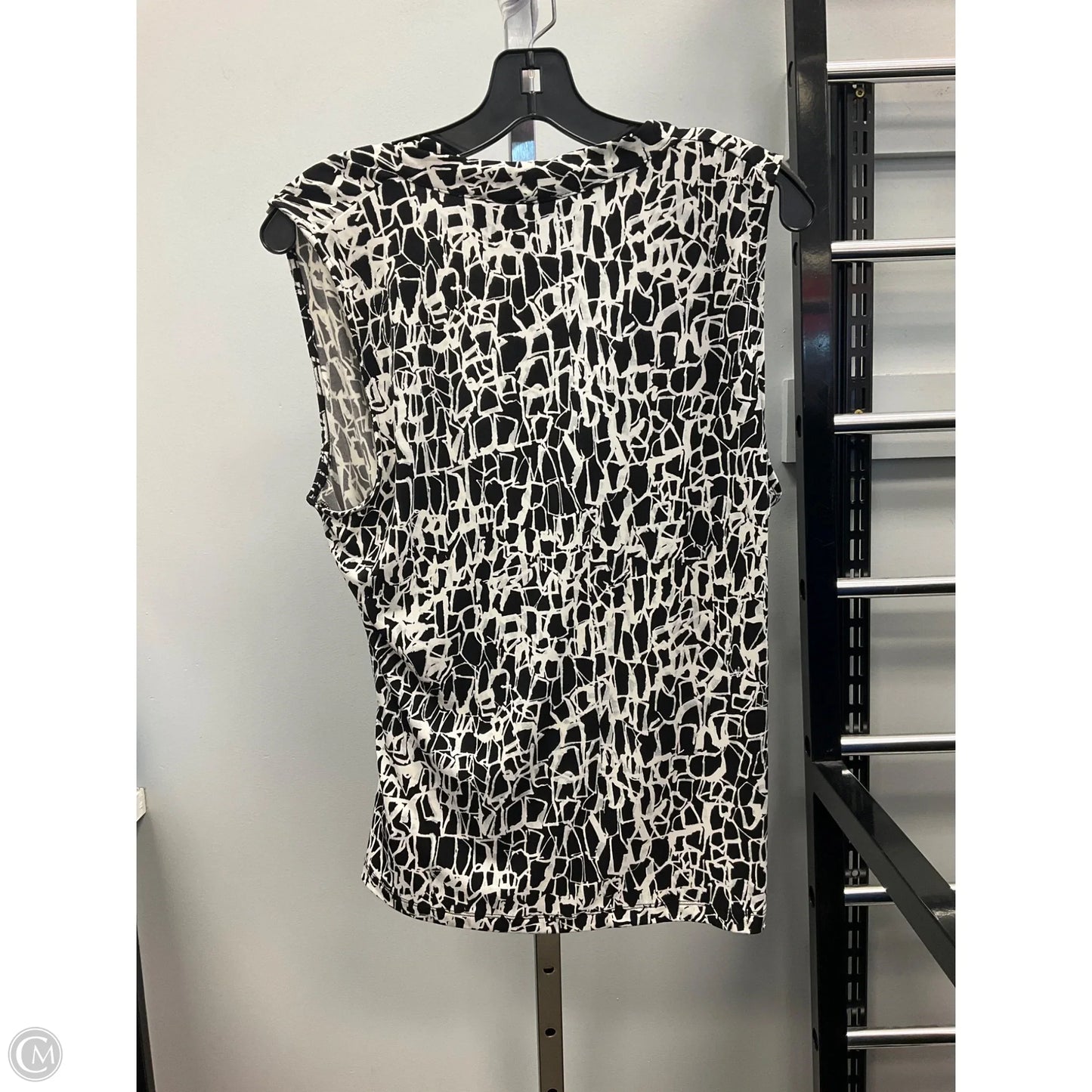 Top Sleeveless By Tahari In Black & White, Size: Xl