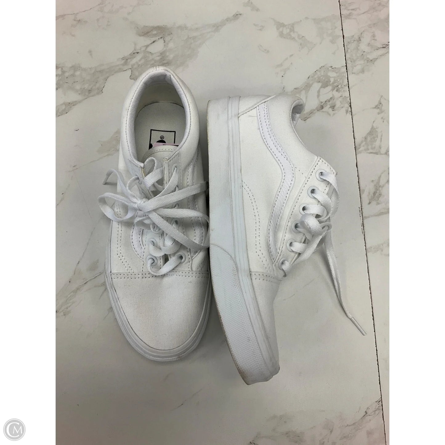 Shoes Sneakers By Vans In White, Size: 7