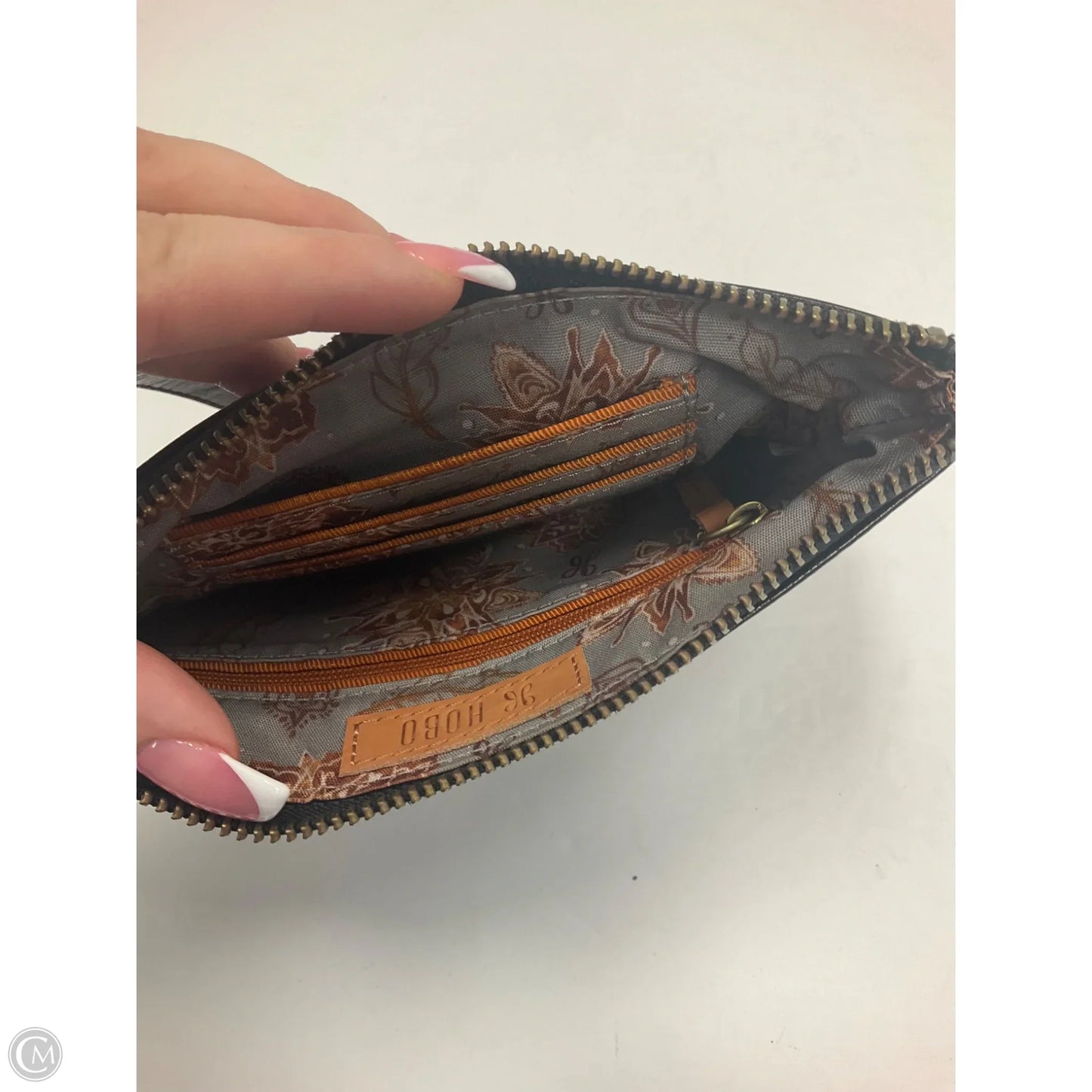 Wristlet Leather By Hobo Intl, Size: Medium