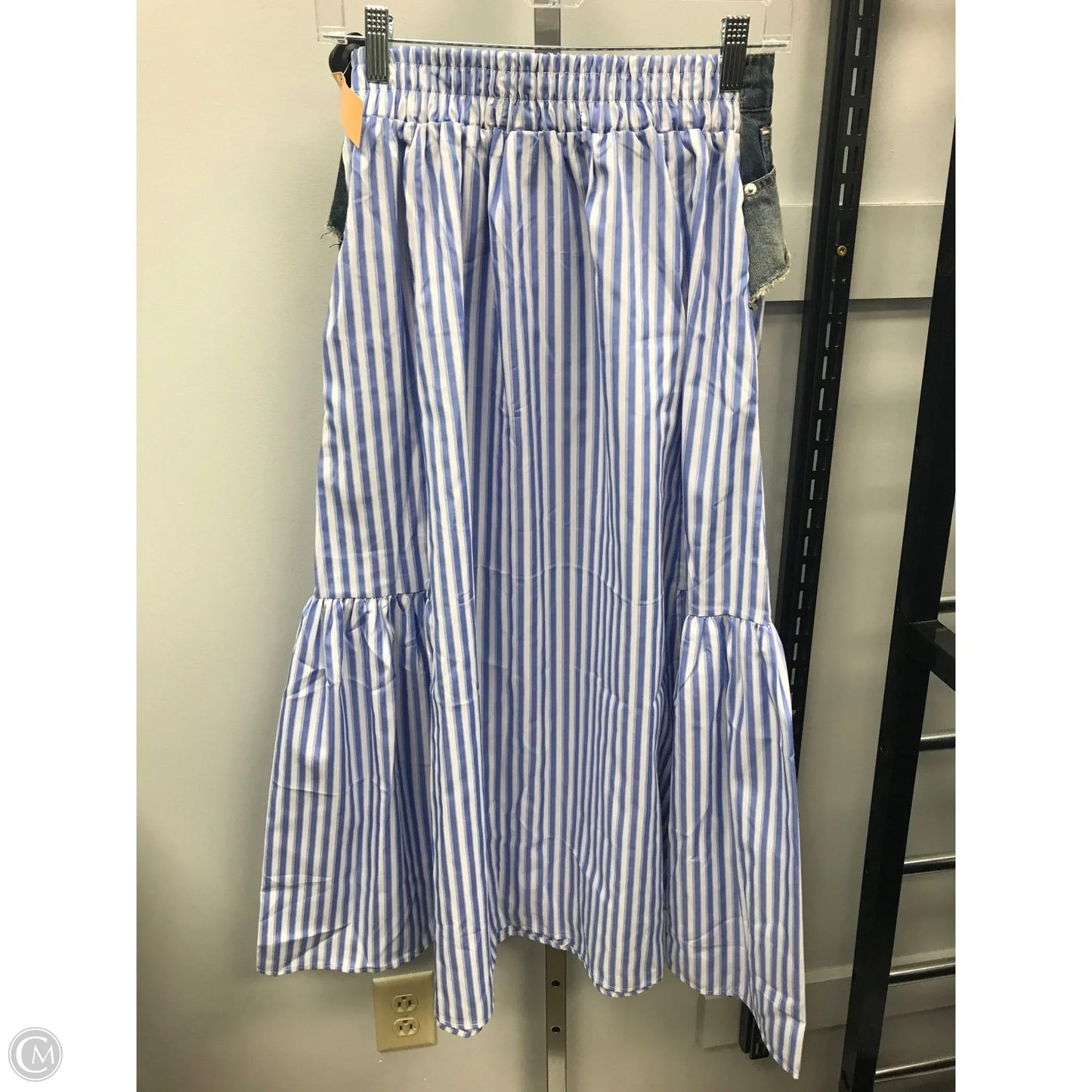 Skirt Maxi By Clothes Mentor In Striped Pattern, Size: S