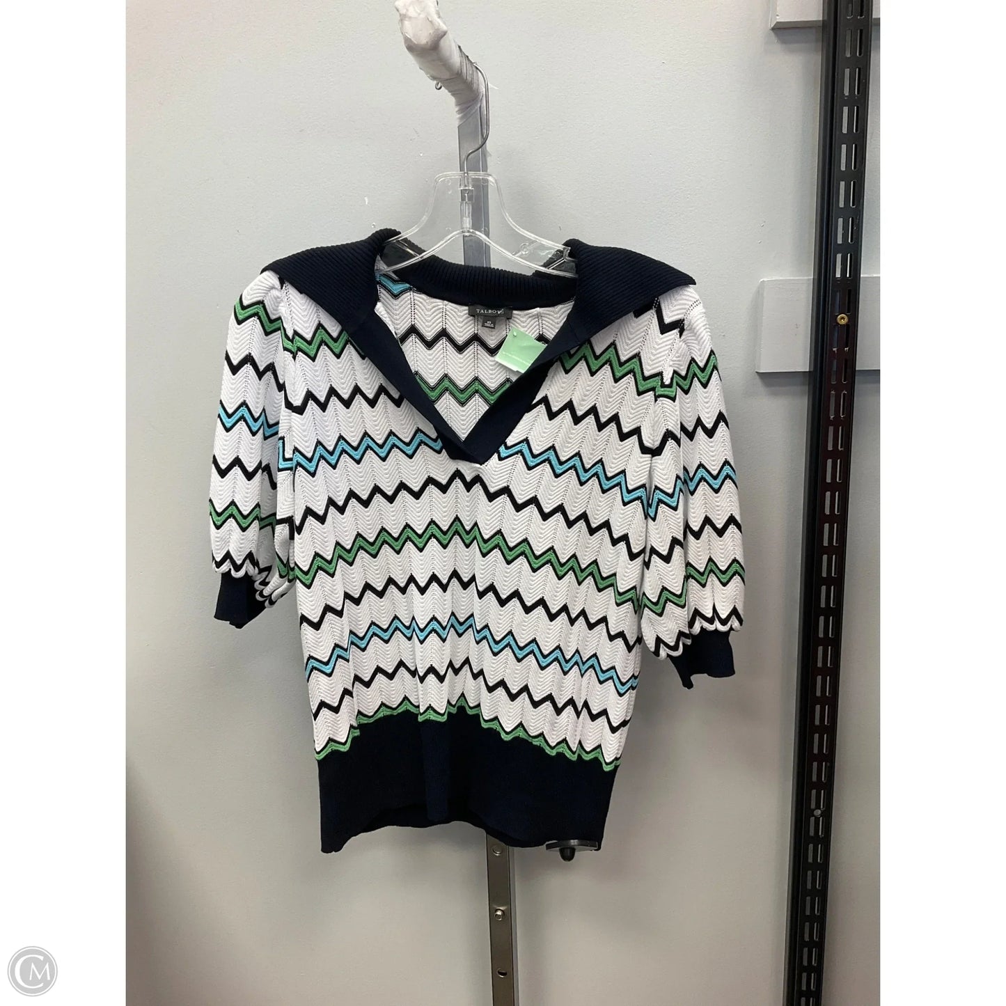 Top Short Sleeve By Talbots In Chevron Pattern, Size: Xs