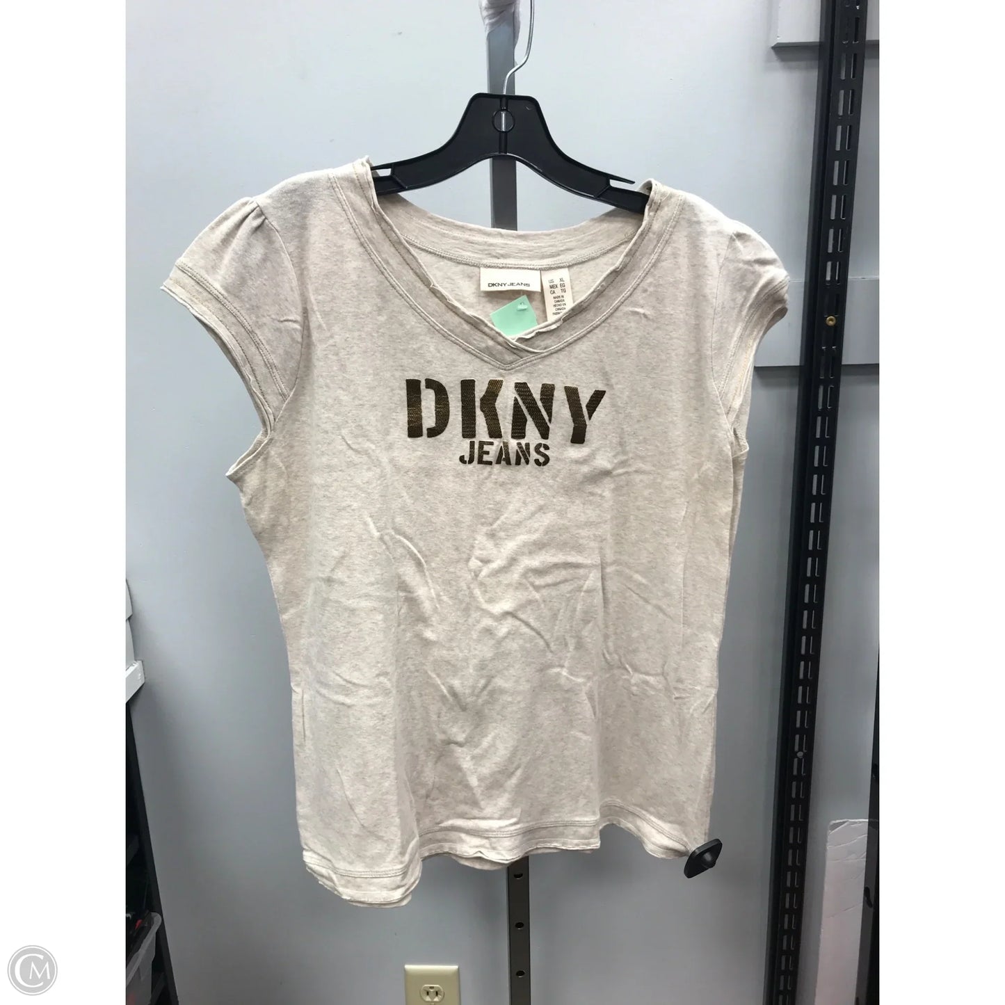 Top Short Sleeve By Dkny In Tan, Size: Xl