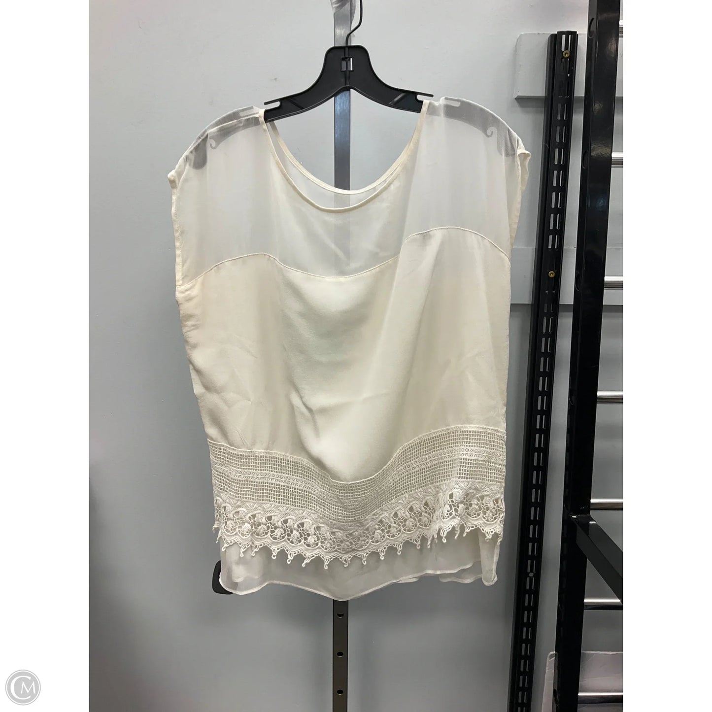 Top Short Sleeve By Bailey 44 In Cream, Size: M