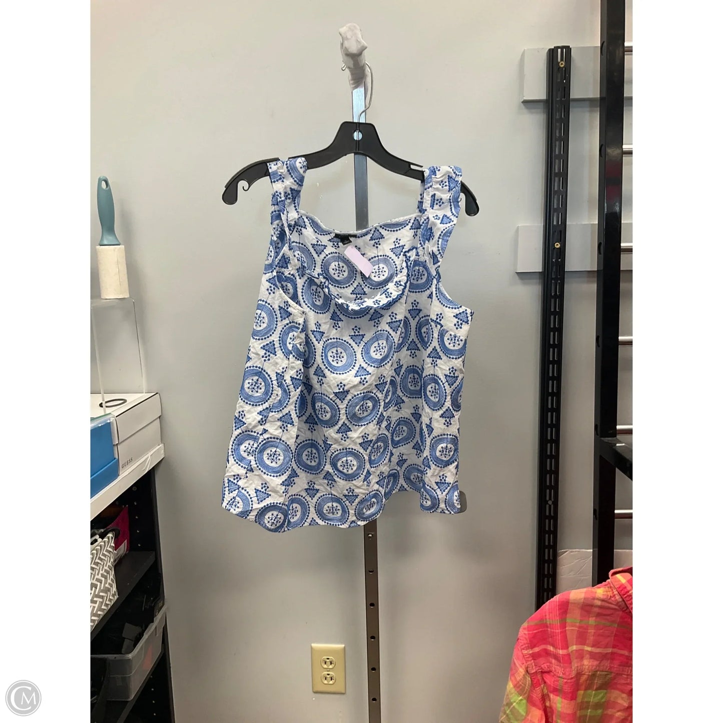 Top Sleeveless By Ann Taylor In Blue & White, Size: Xl