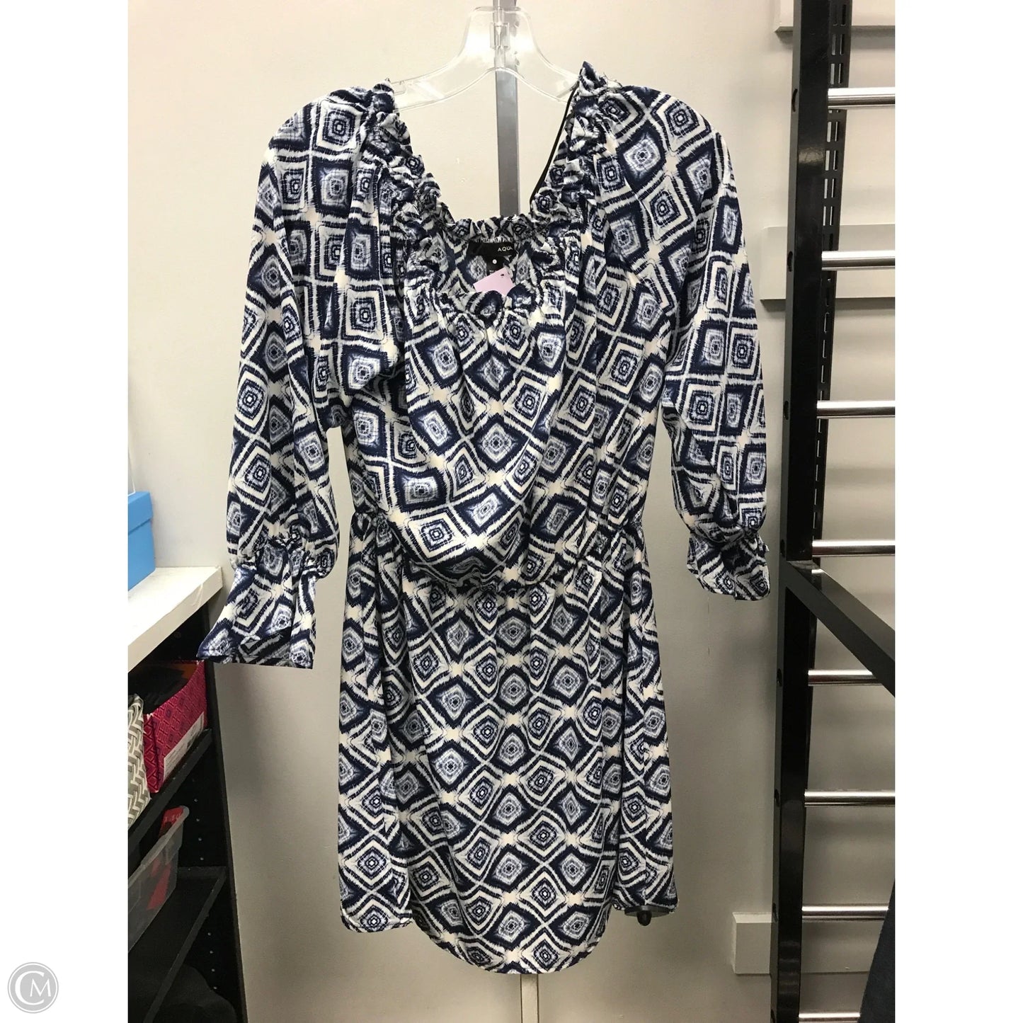 Dress Casual Short By Aqua In Blue & White, Size: L