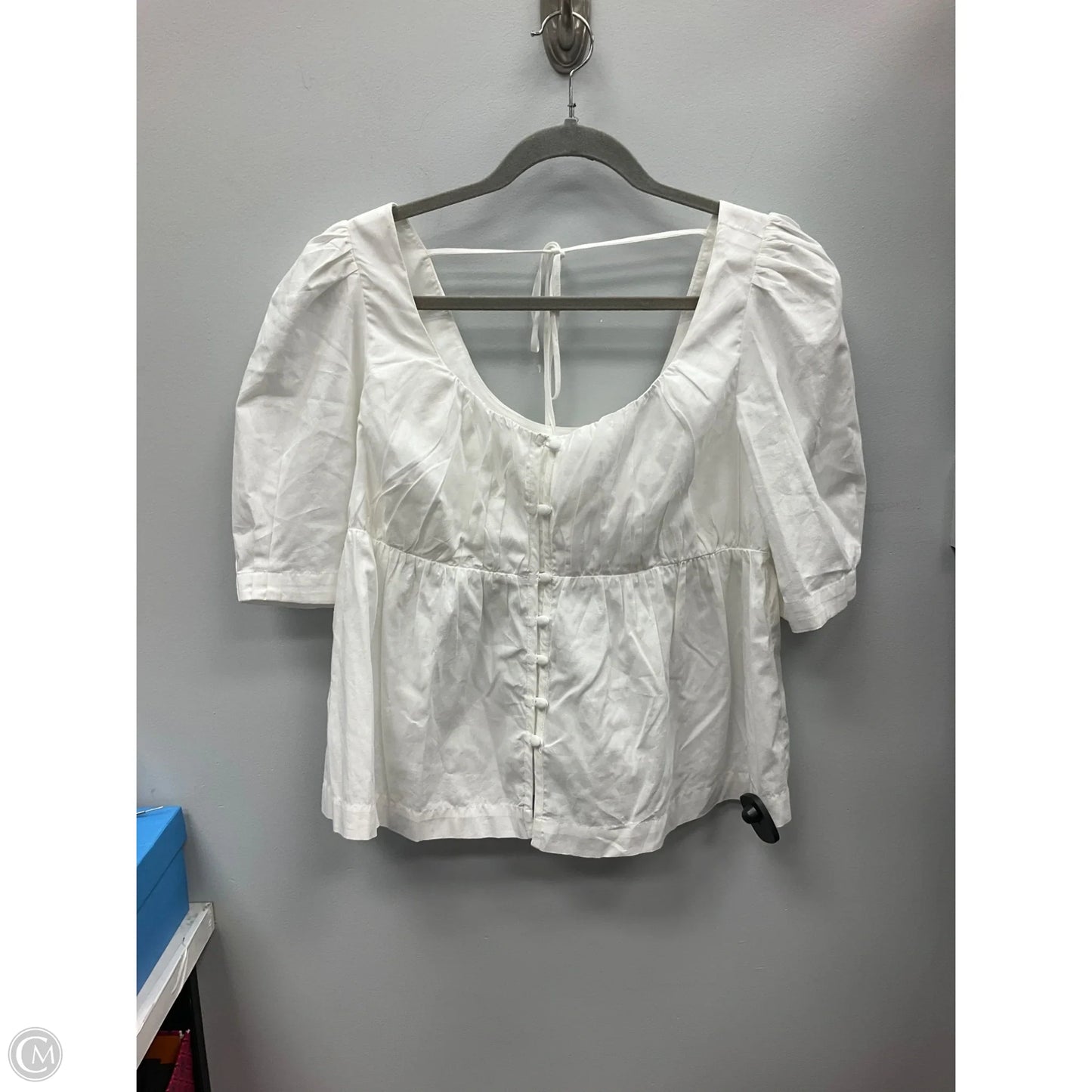 Top Short Sleeve By Anthropologie In White, Size: M