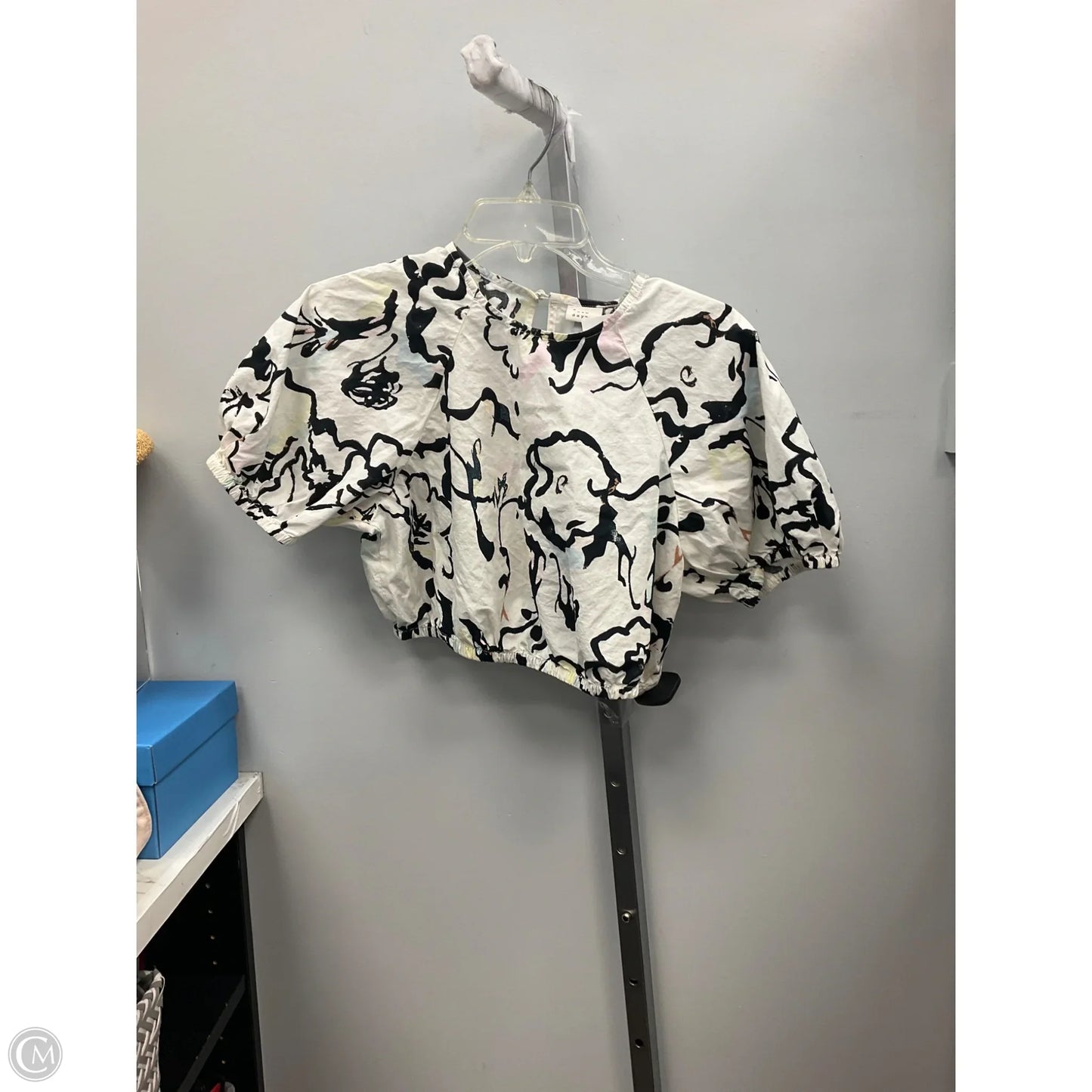 Top Short Sleeve By A New Day In Floral Print, Size: Xs