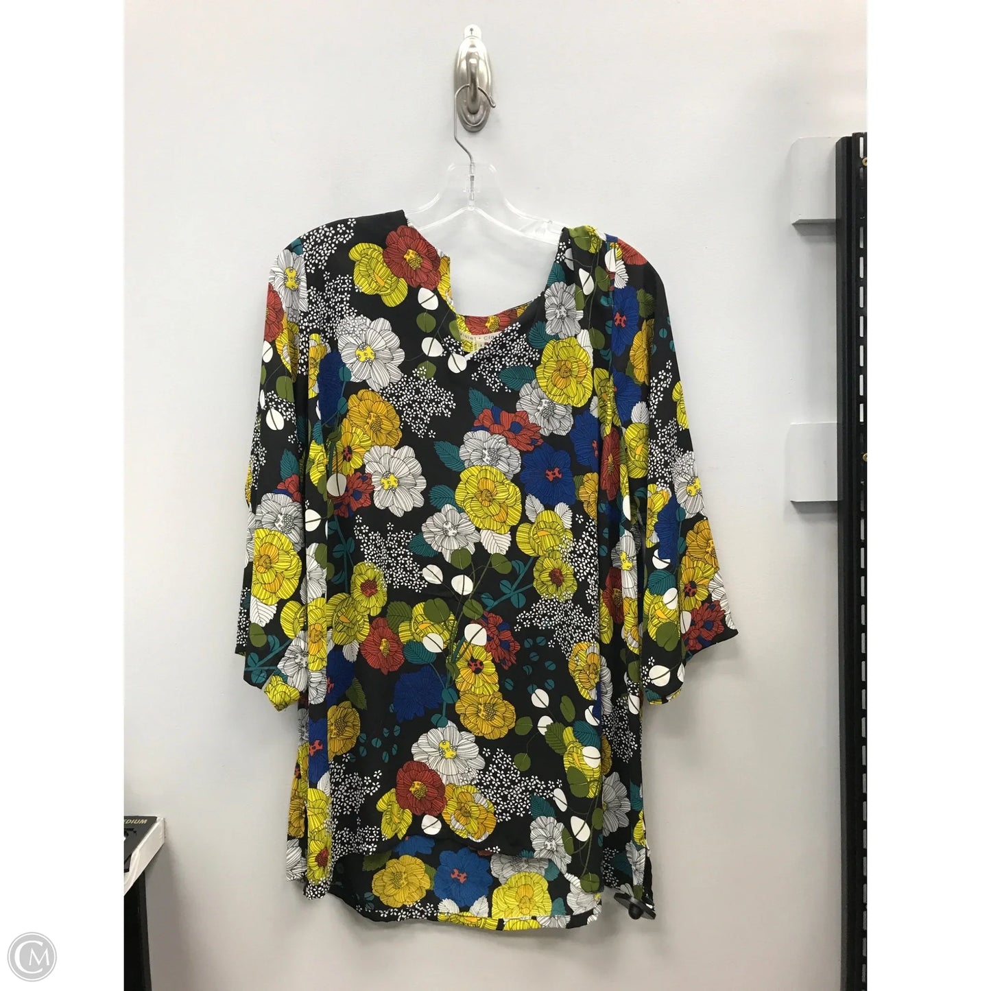 Top 3/4 Sleeve By Violet And Claire In Floral Print, Size: 1x
