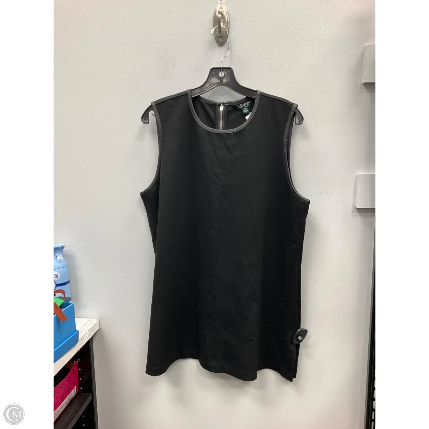 Top Sleeveless By Lauren By Ralph Lauren In Black, Size: Xl