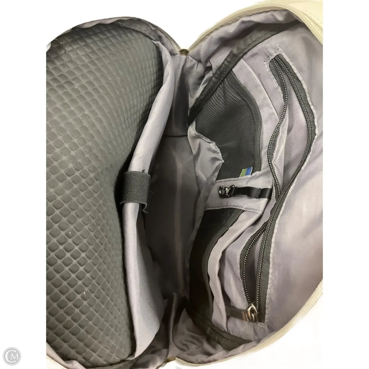 Backpack By Clothes Mentor, Size: Medium