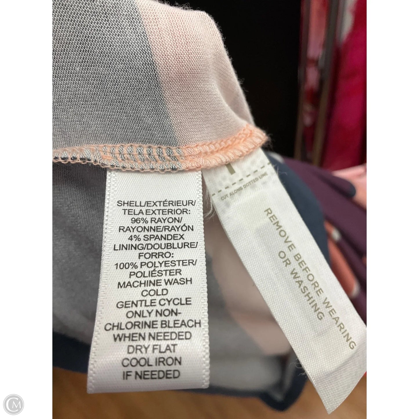 Dress Casual Short By Loft In Striped Pattern, Size: S