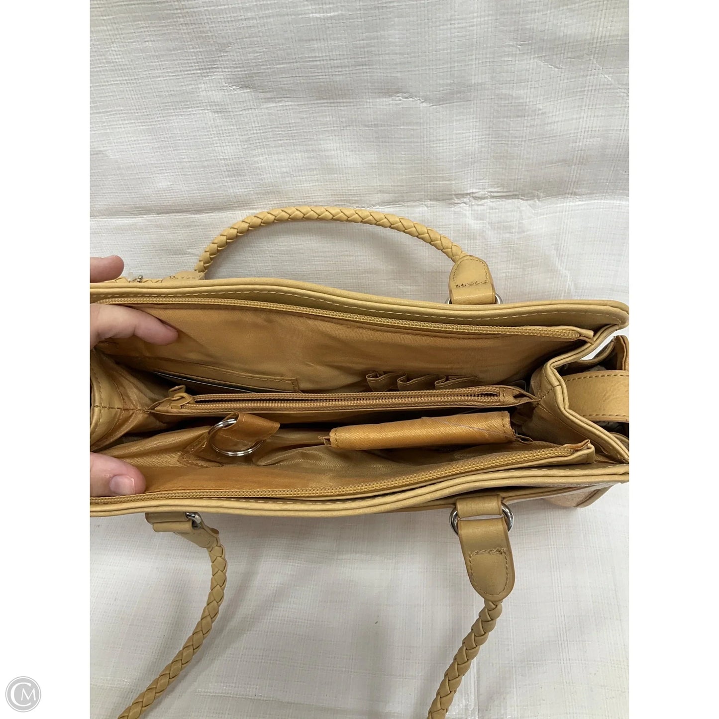 Handbag By Bueno, Size: Medium