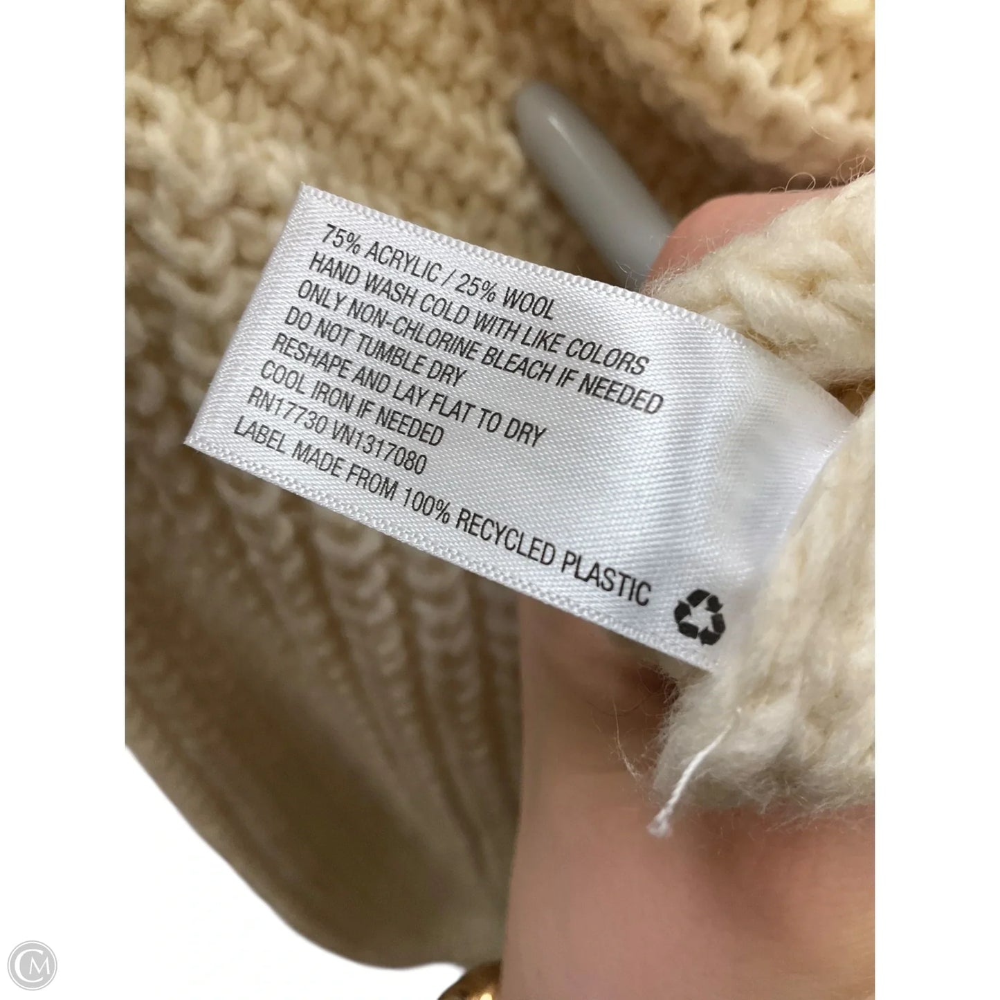 Sweater By Universal Thread In Cream, Size: M