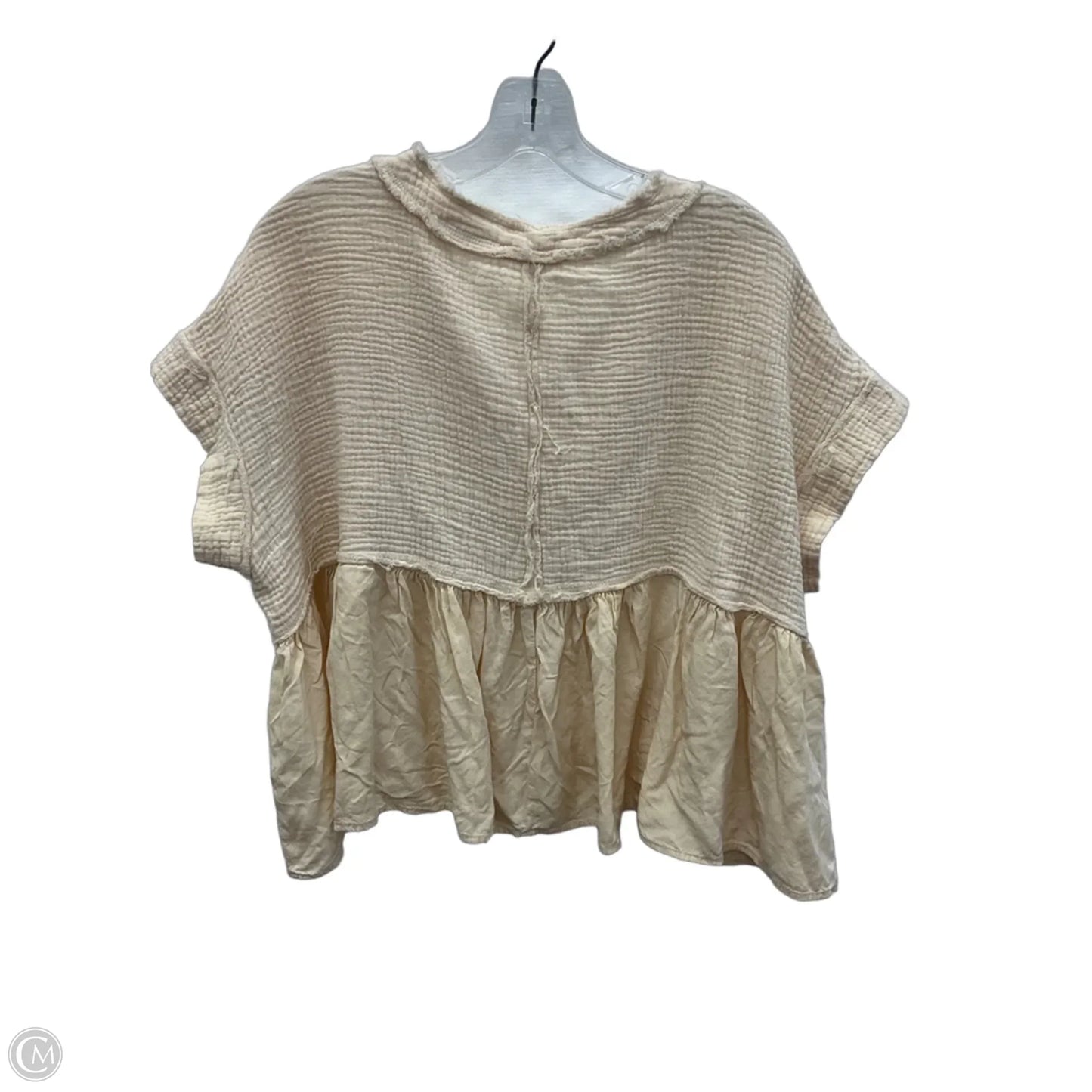 Top Short Sleeve By Cmf In Cream, Size: L
