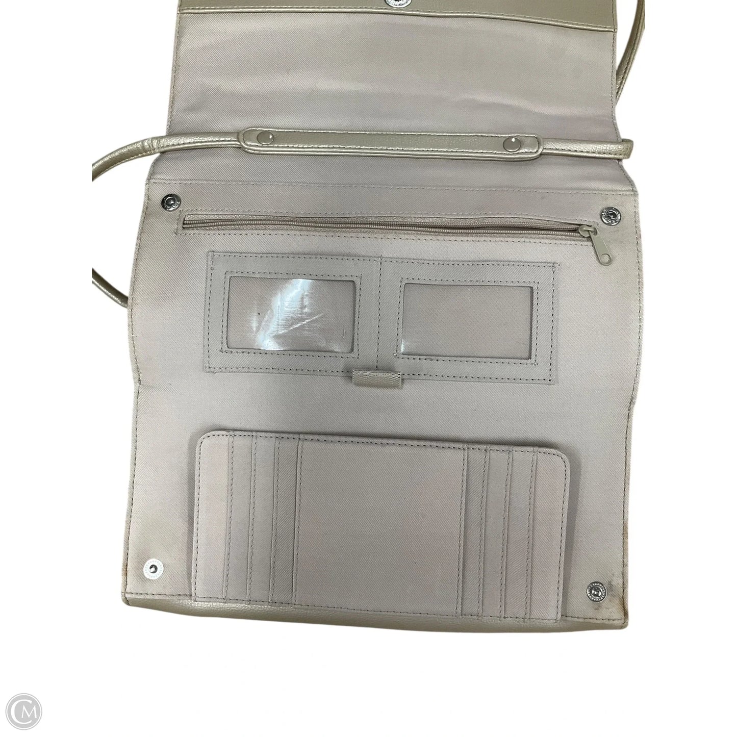 Crossbody By Clothes Mentor, Size: Medium