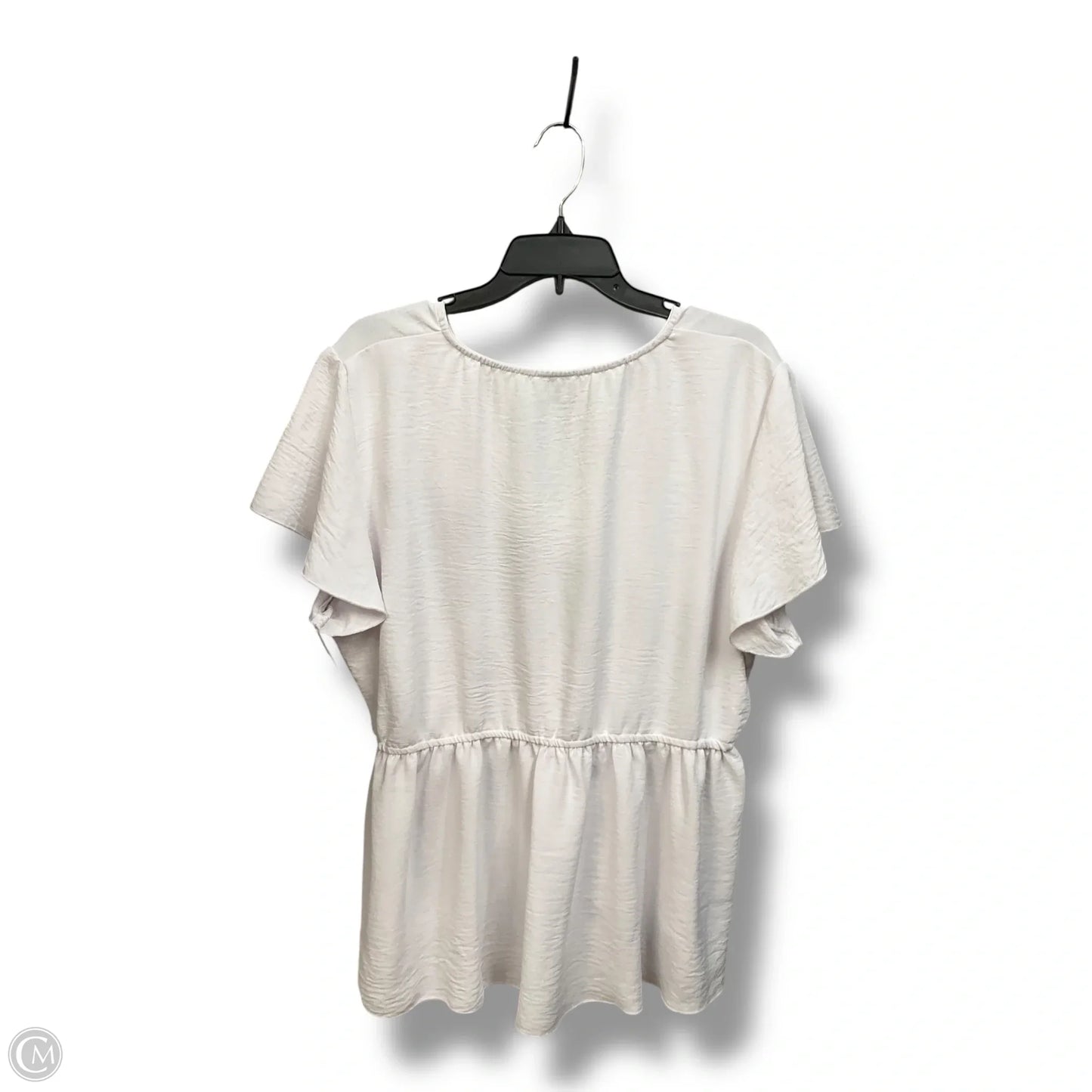 Top Short Sleeve By Cmc In White, Size: 1x