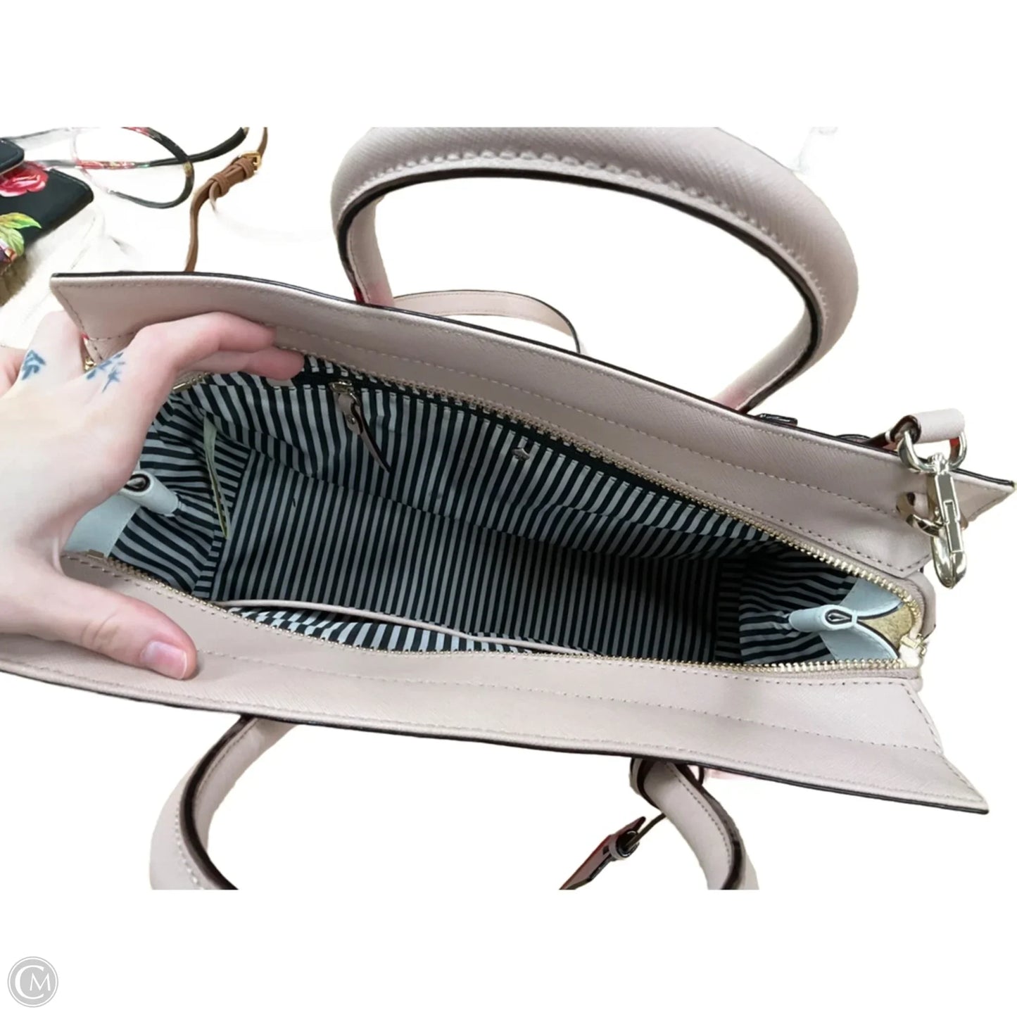 Handbag Designer By Kate Spade, Size: Medium