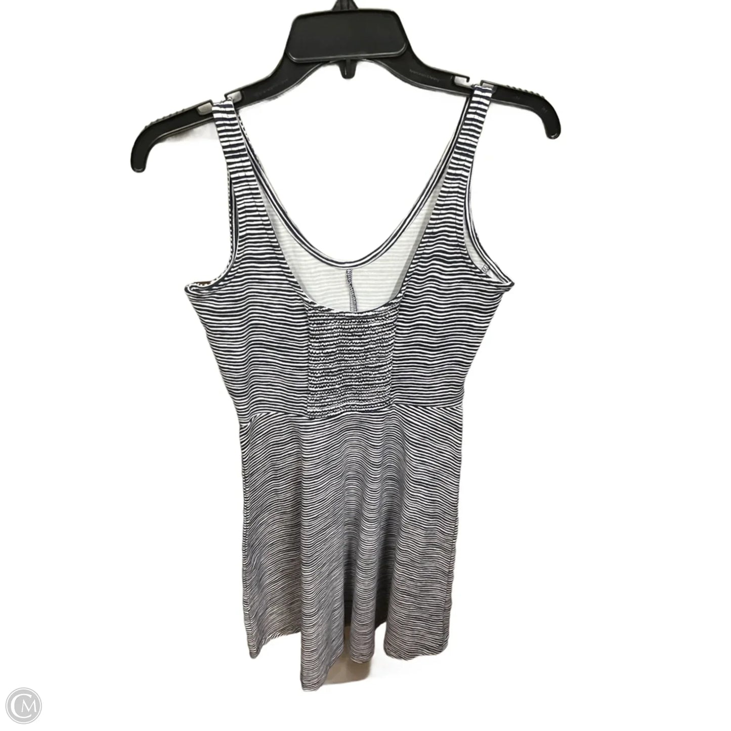 Dress Casual Short By Old Navy In Striped Pattern, Size: Xs